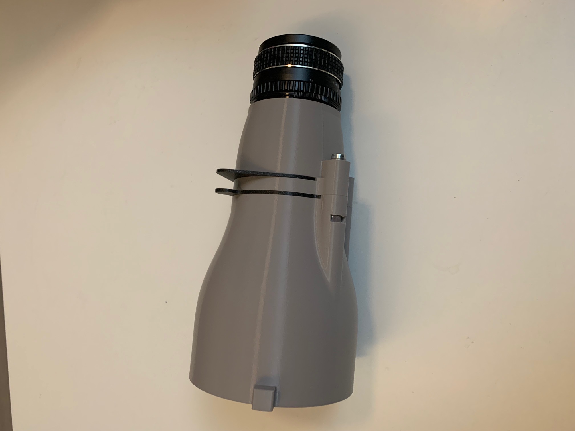 Remix: GoBo projector for Bowens mount and m42 lenses. Uses Godox GoBo's.