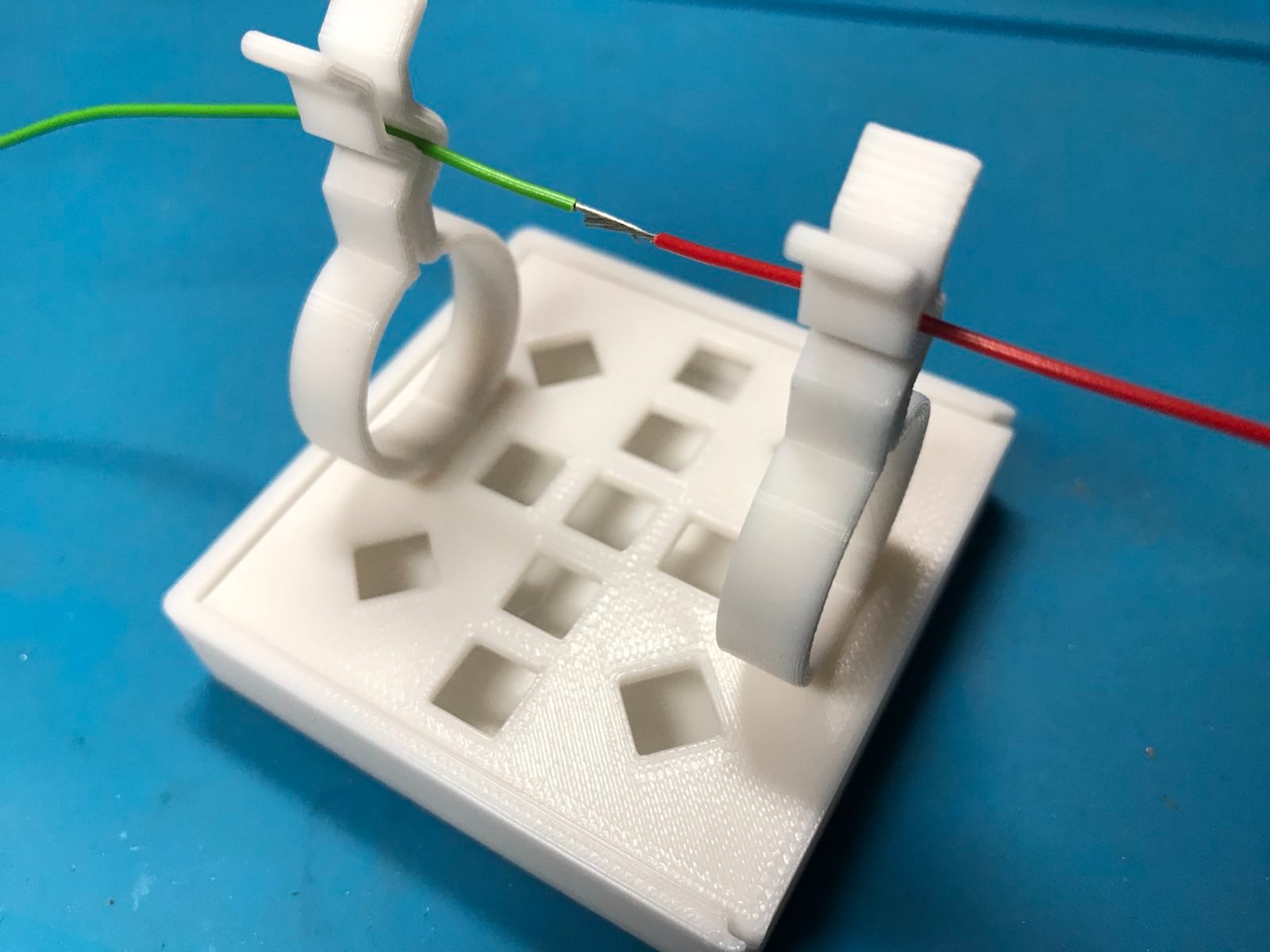 mobile soldering aid