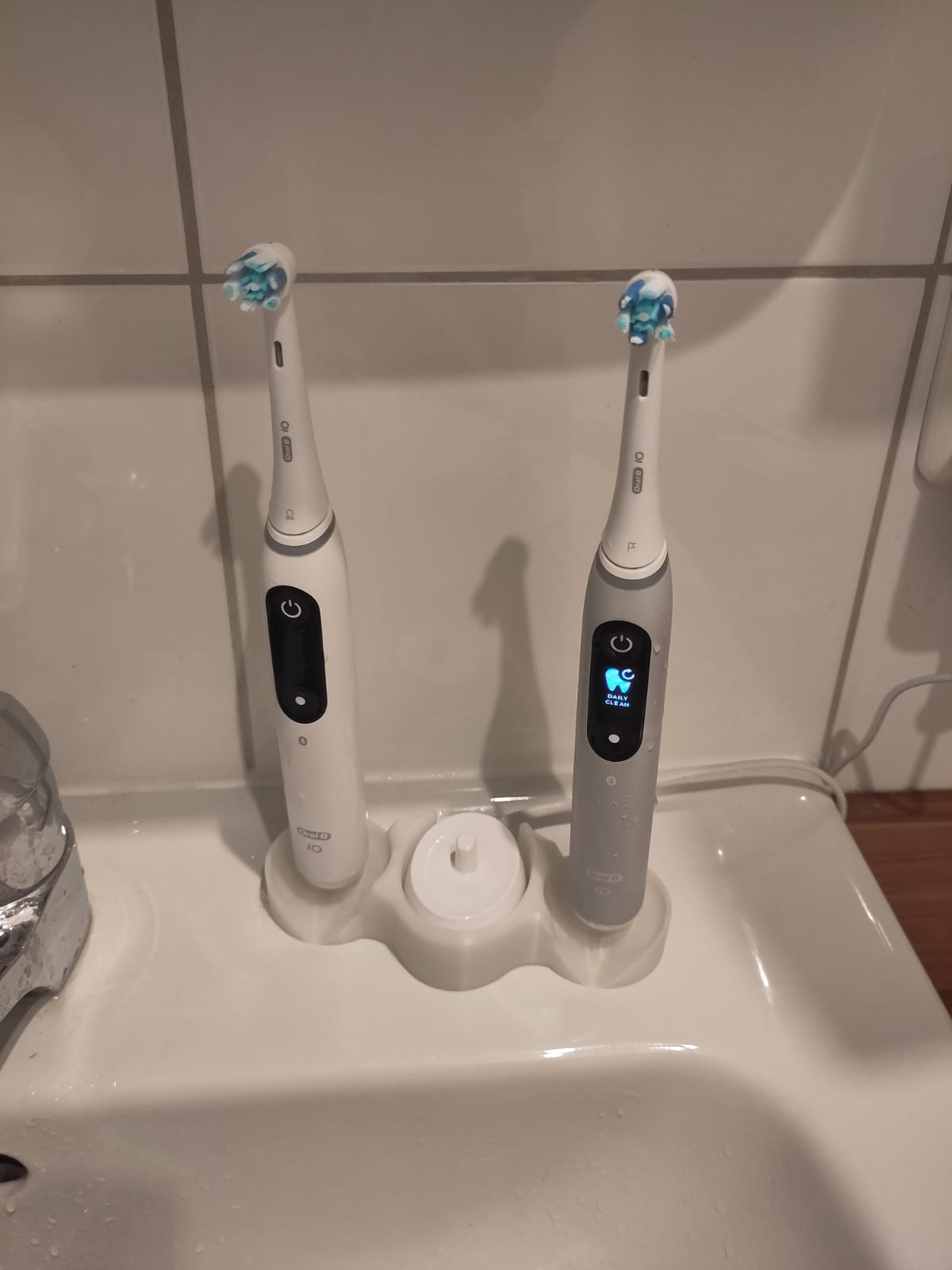Oral-B toothbrush stand