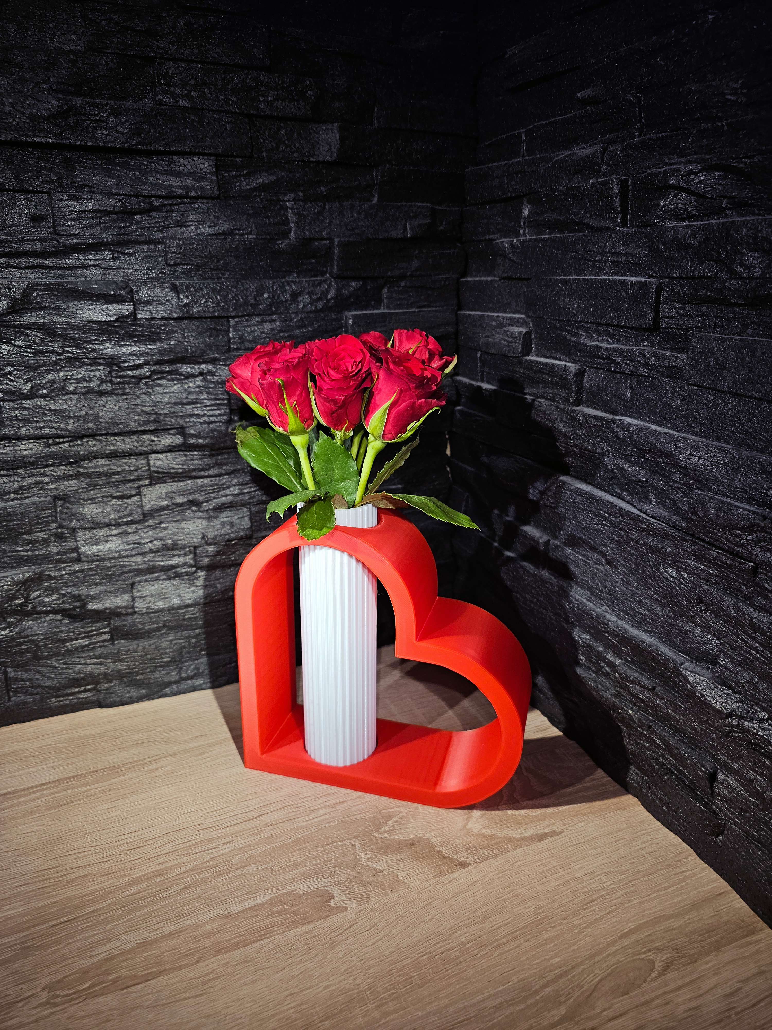 Heart Vase - Flower Vase