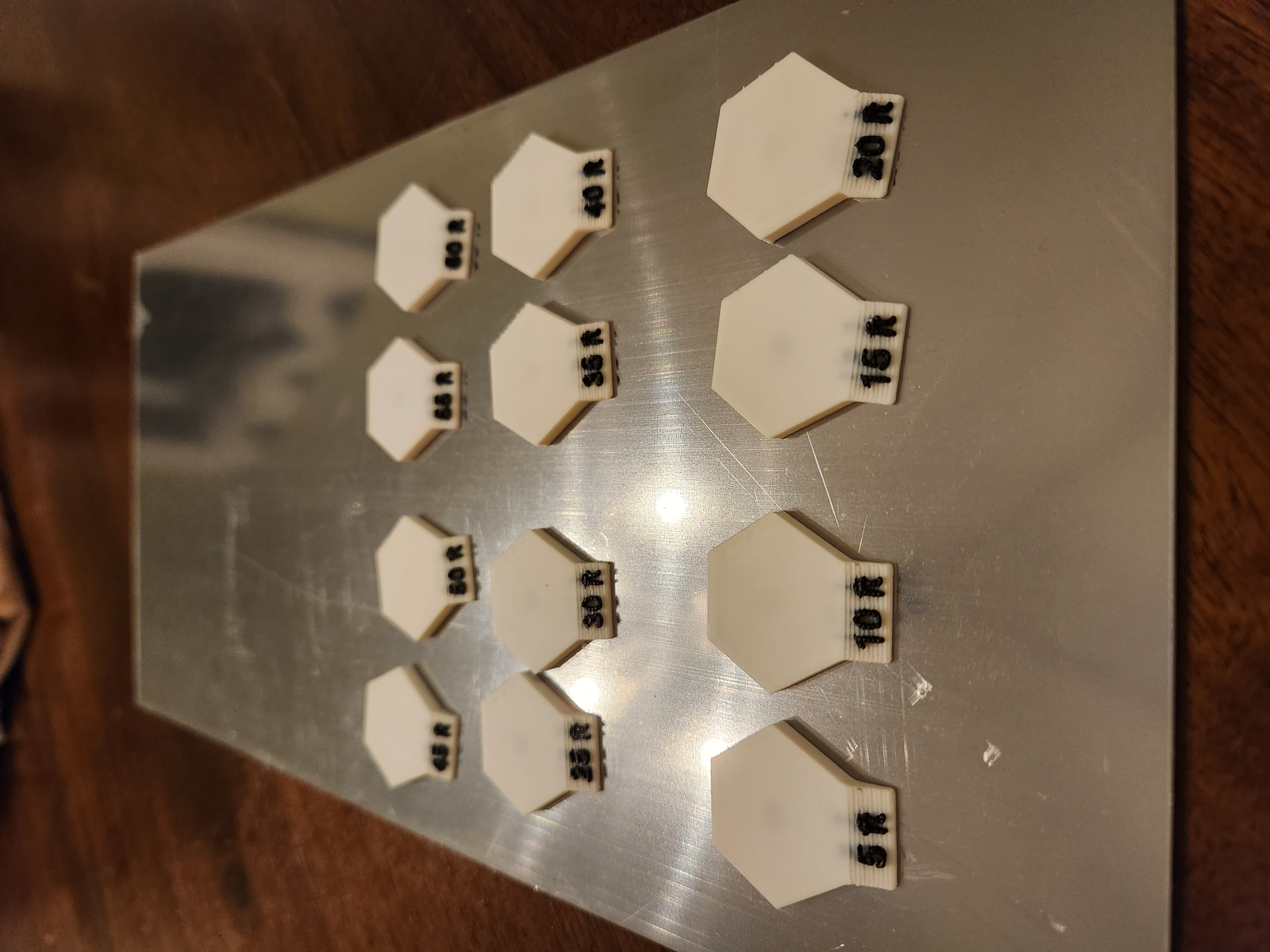 Magnetic Height Labels for TTRPG