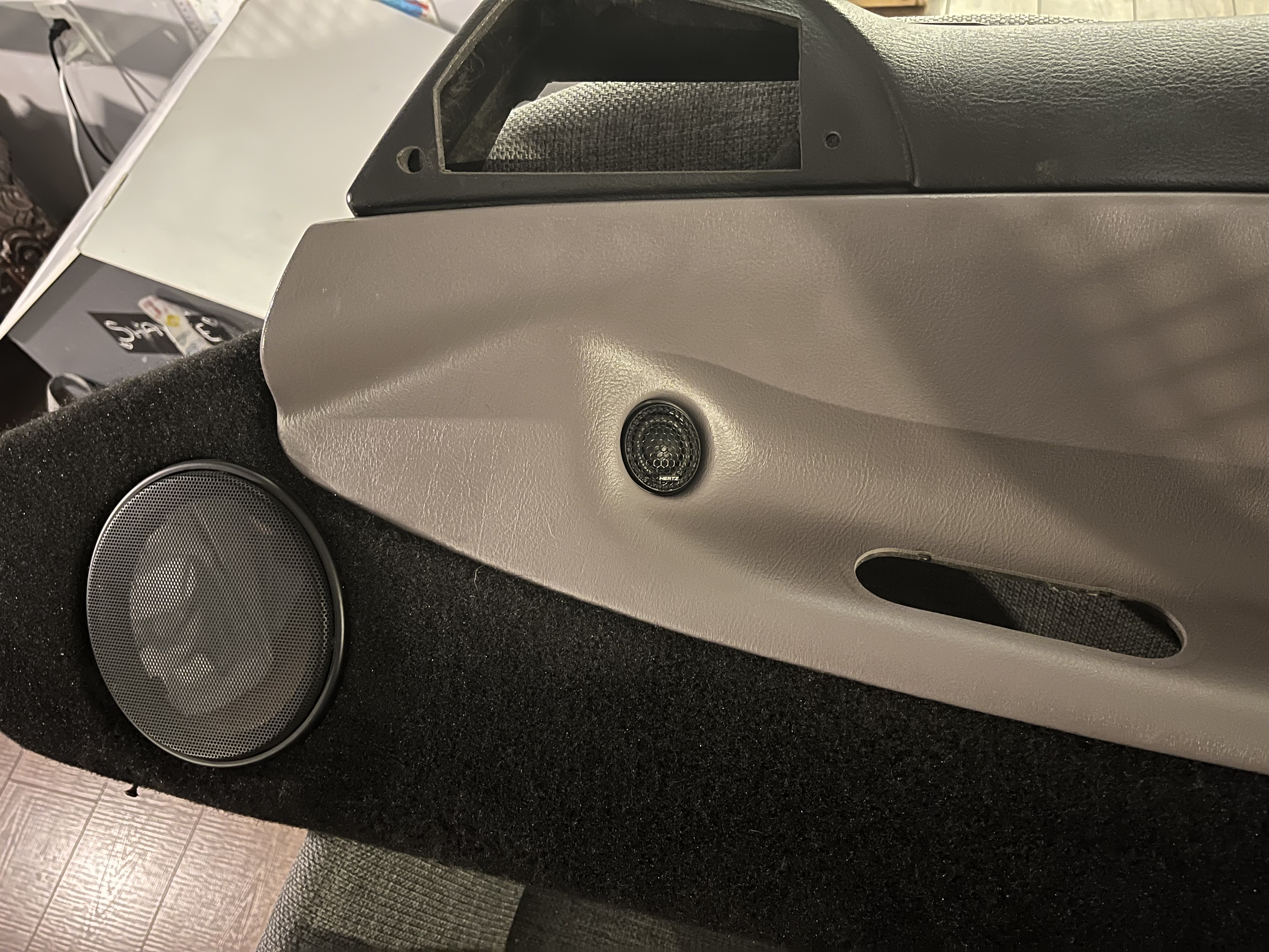 1992 - 1996 Dodge Viper Tweeter Adapter for Hertz CP 26