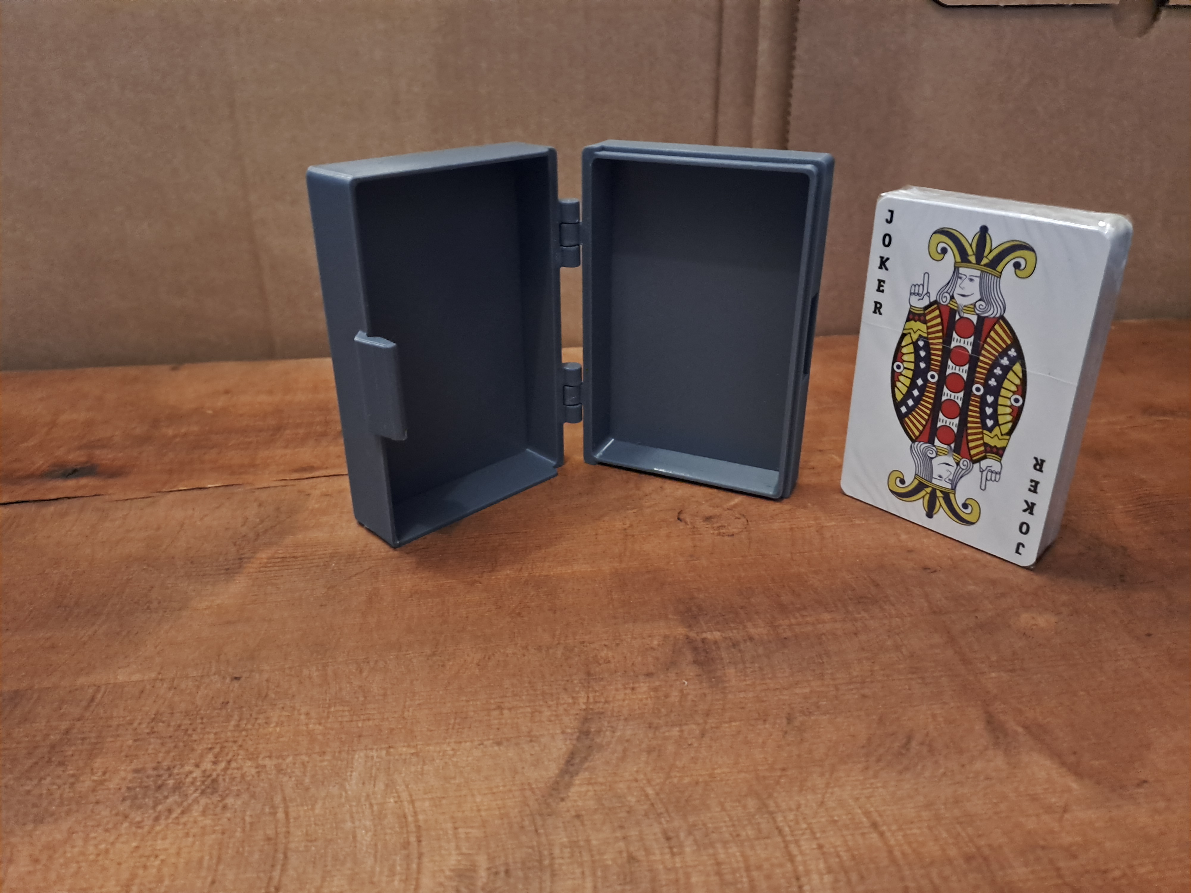 playing cards box