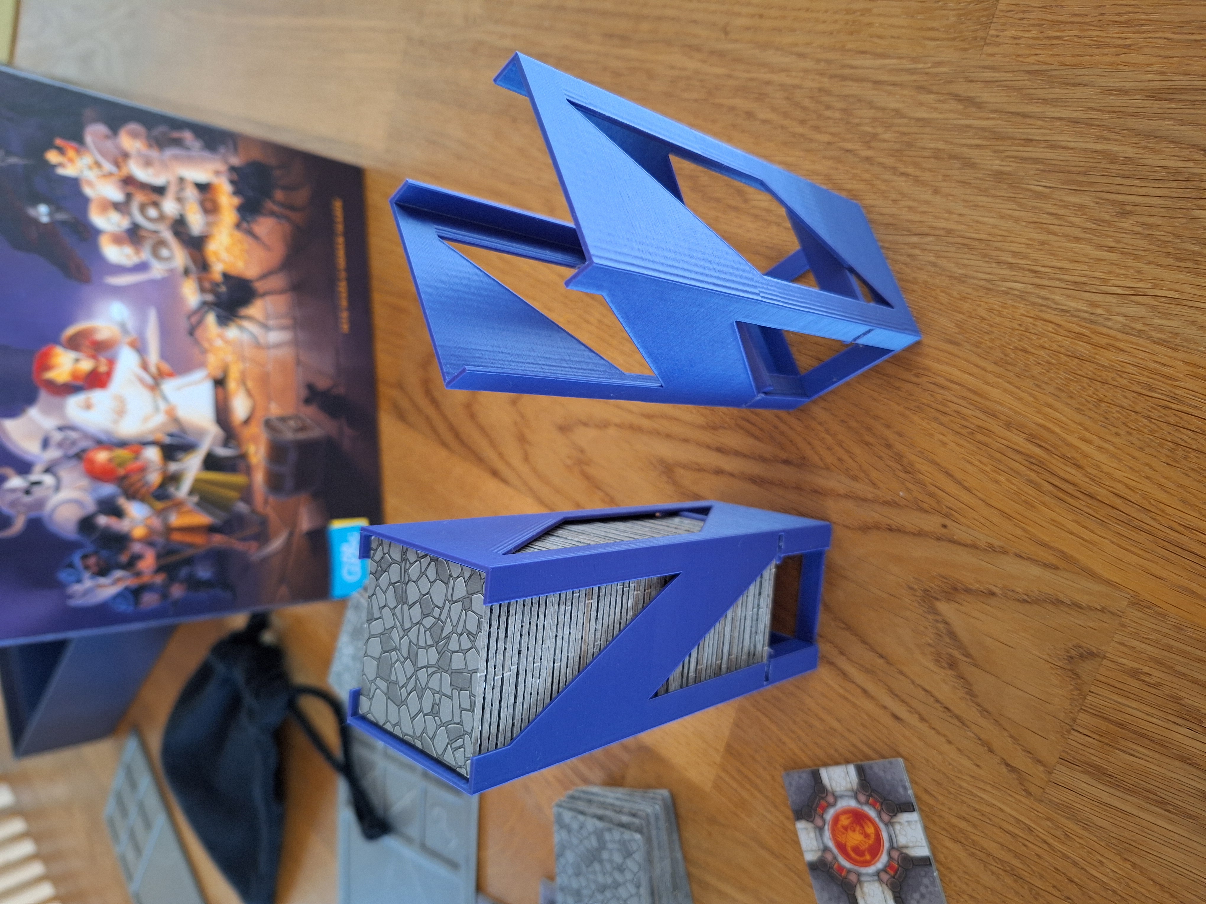 Karak, Carcassonne - stojan, card stand