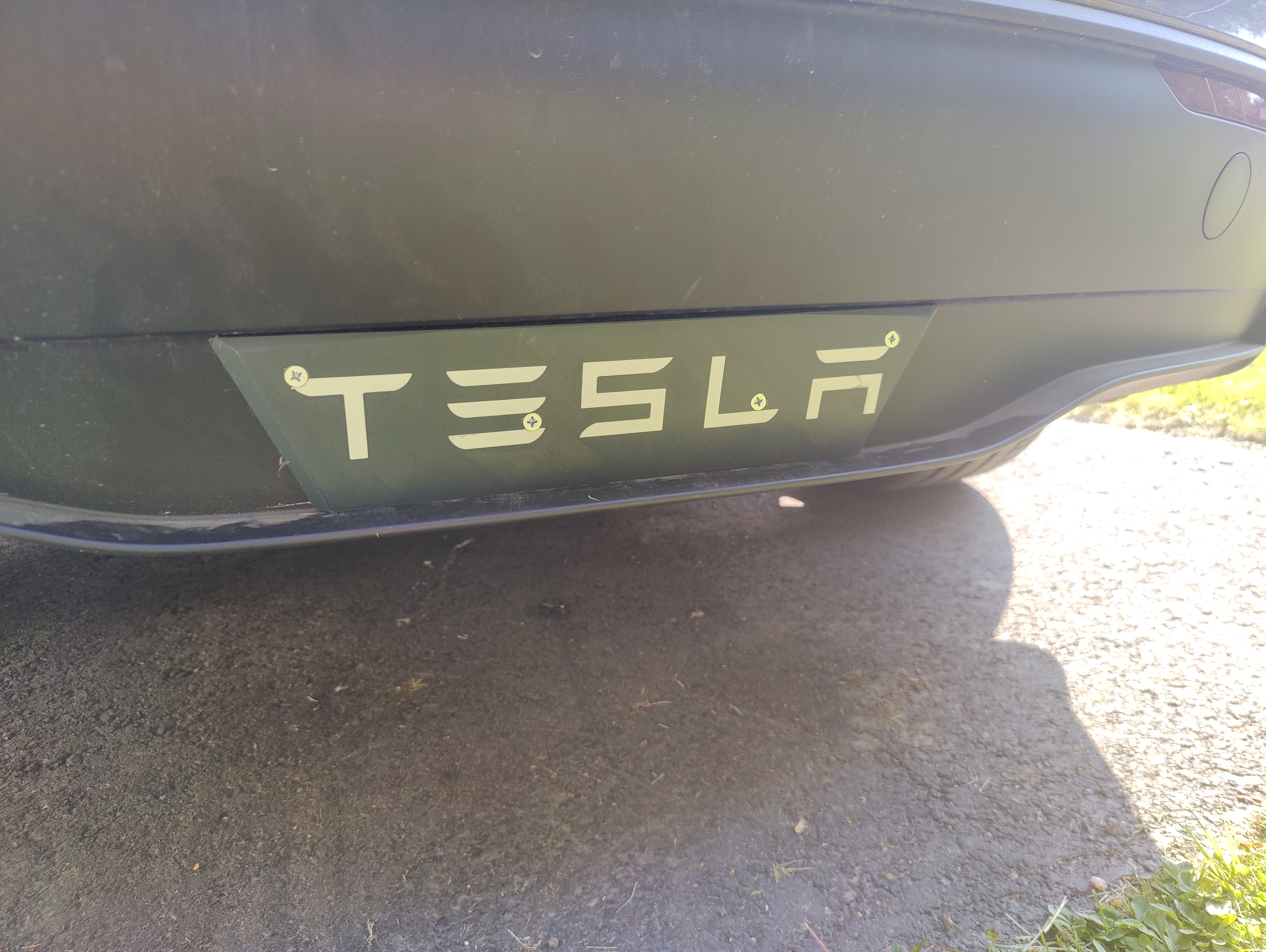 Tesla Model Y tow hitch cover by Spegelius, Download free STL model