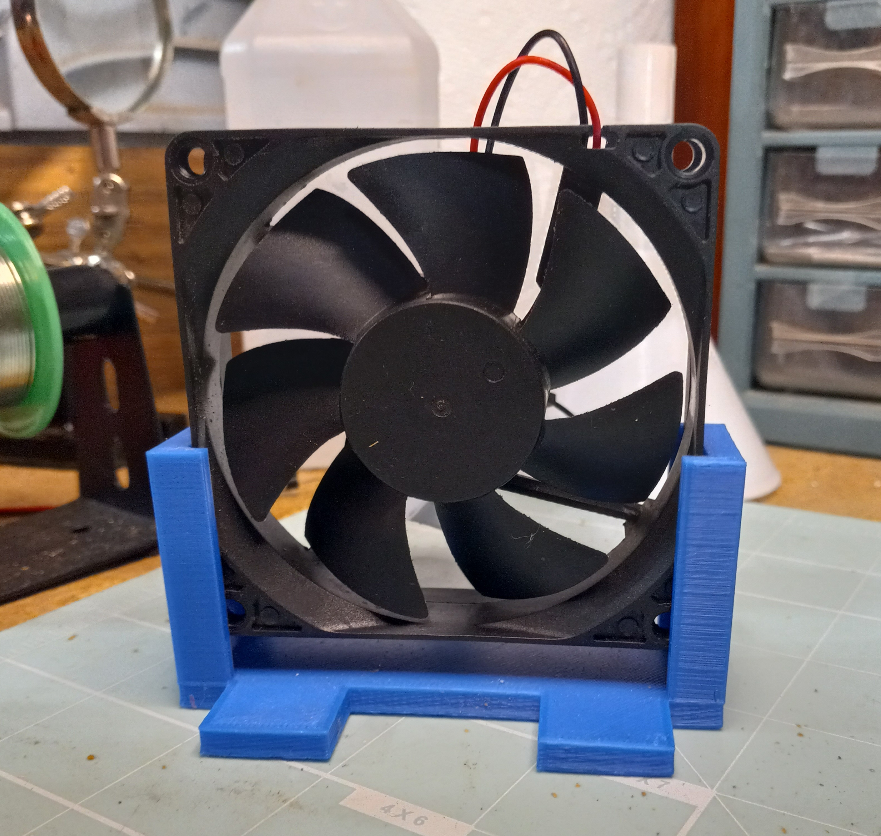 Miniatura 2 do modelo 3D PCB vise