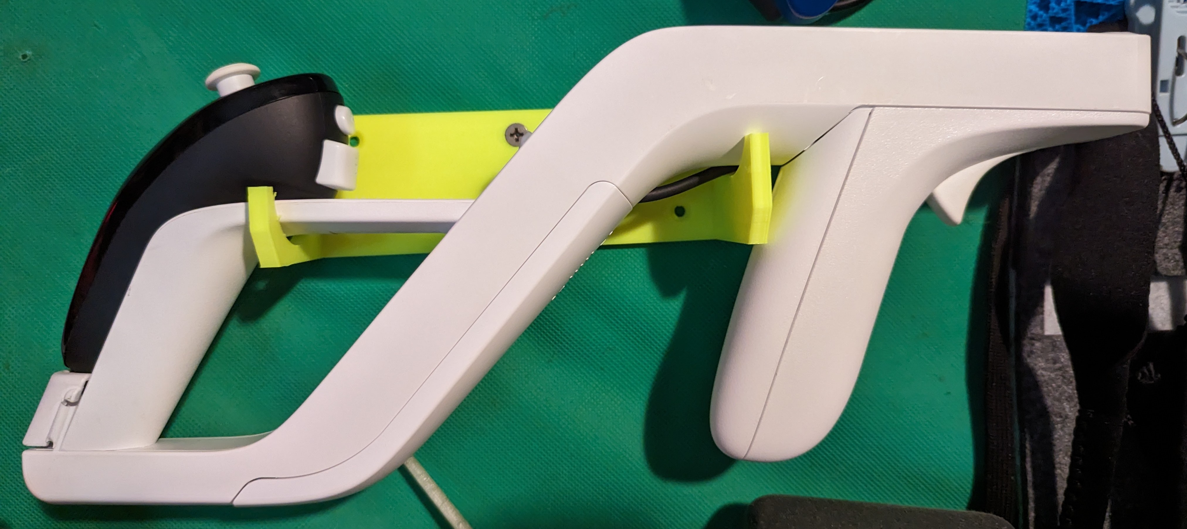 Wii Zapper Wall Mount by calisomething Download free STL model