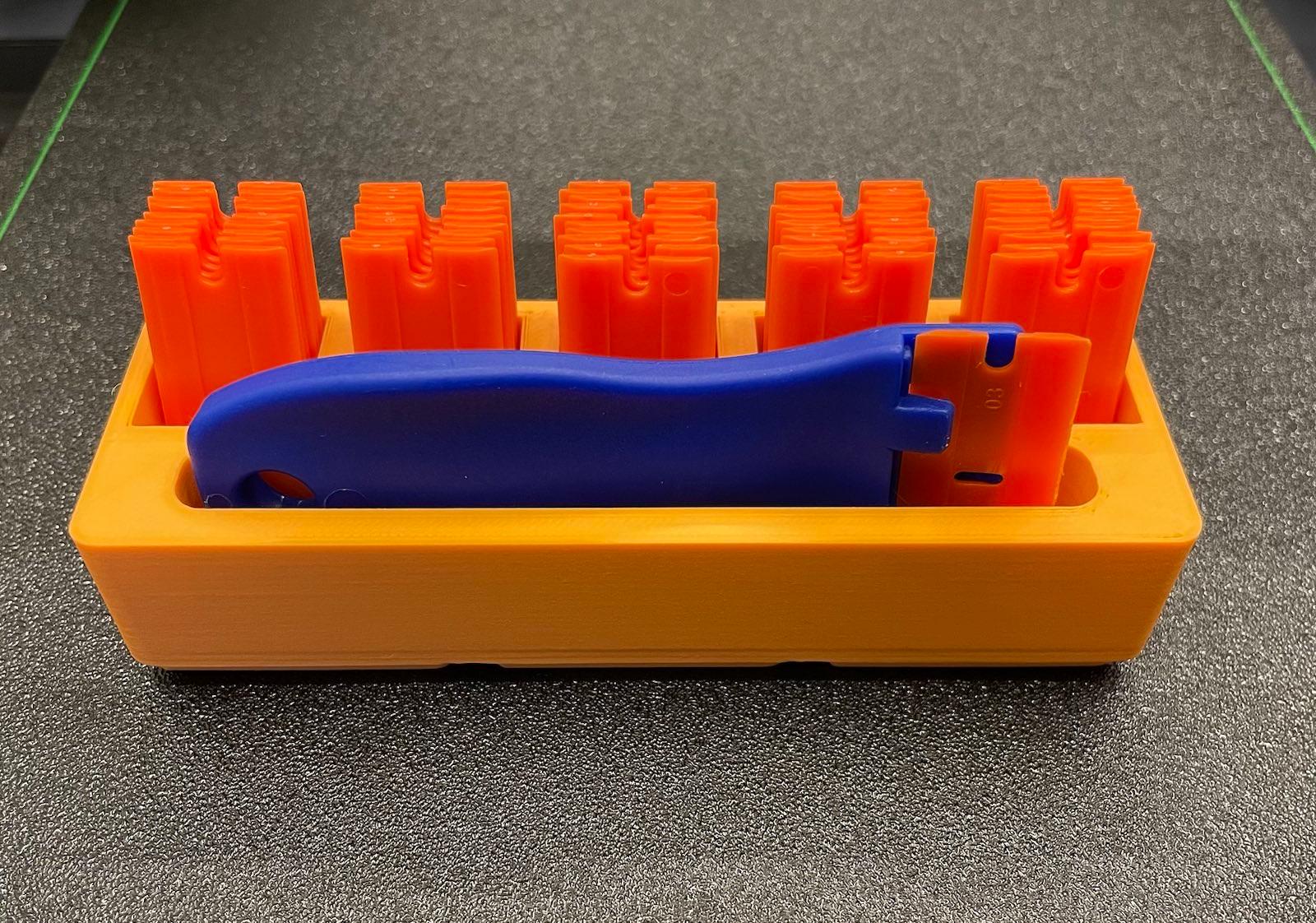 Gridfinity Scraper and Blade storage 1 x 3 x ~5u