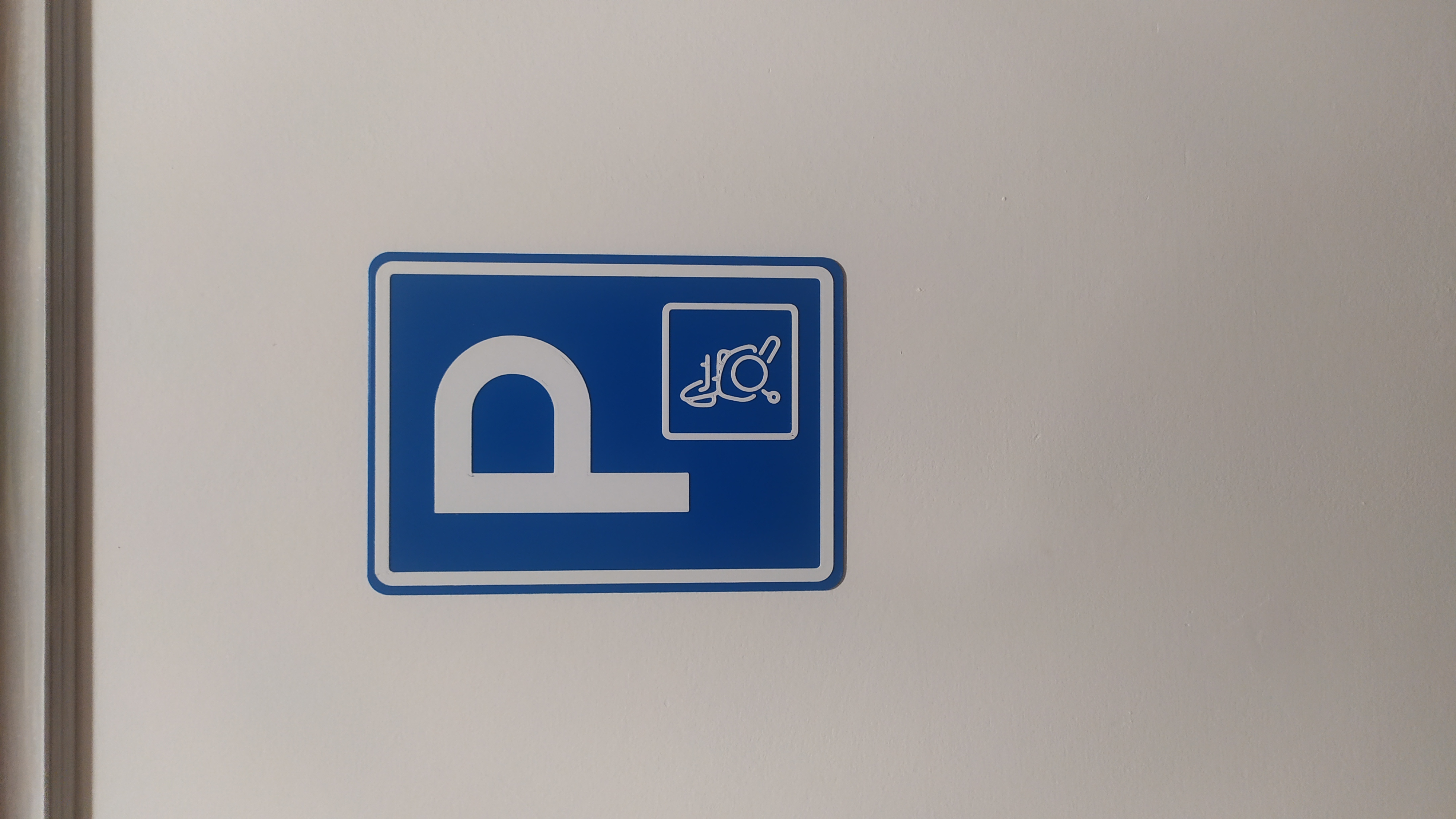 Scewo parking sign