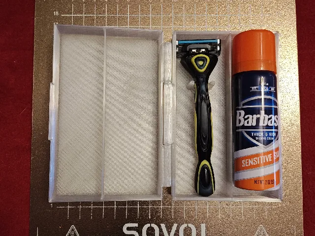 Travel Razor and Shaving Cream Kit - Dorco Pace 6
