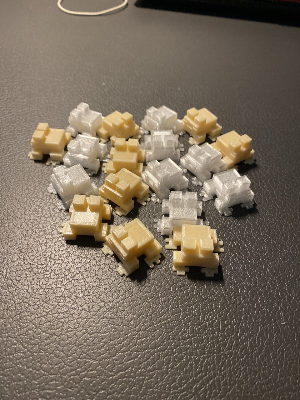 Miniatura 4 do modelo 3D Minecraft frog keychain