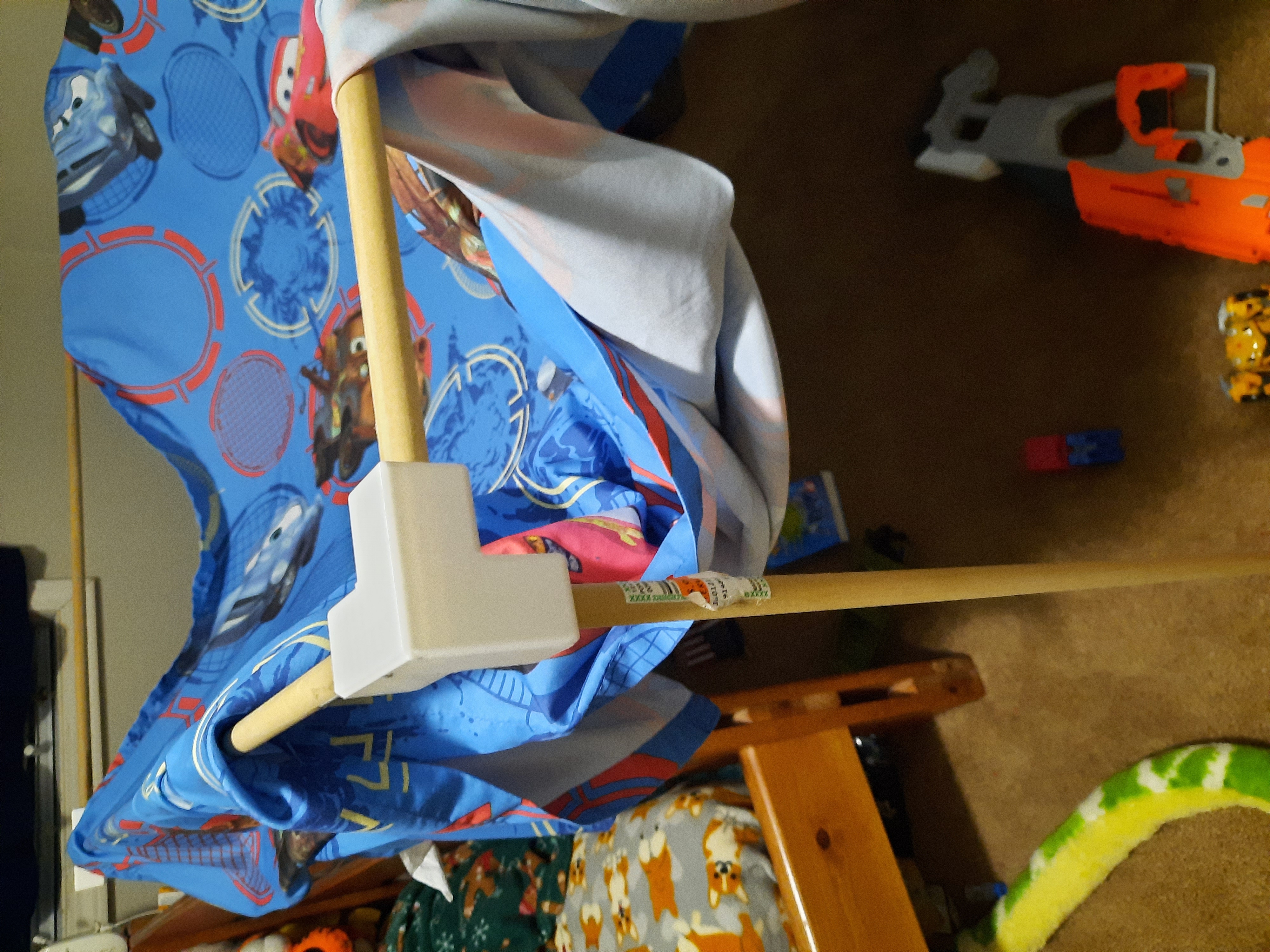 Simple Blanketfort Connectors.