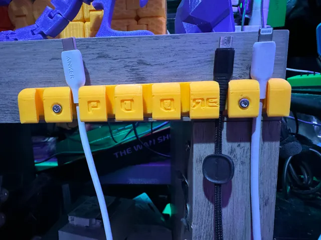 USB Cable Holder / Organizer