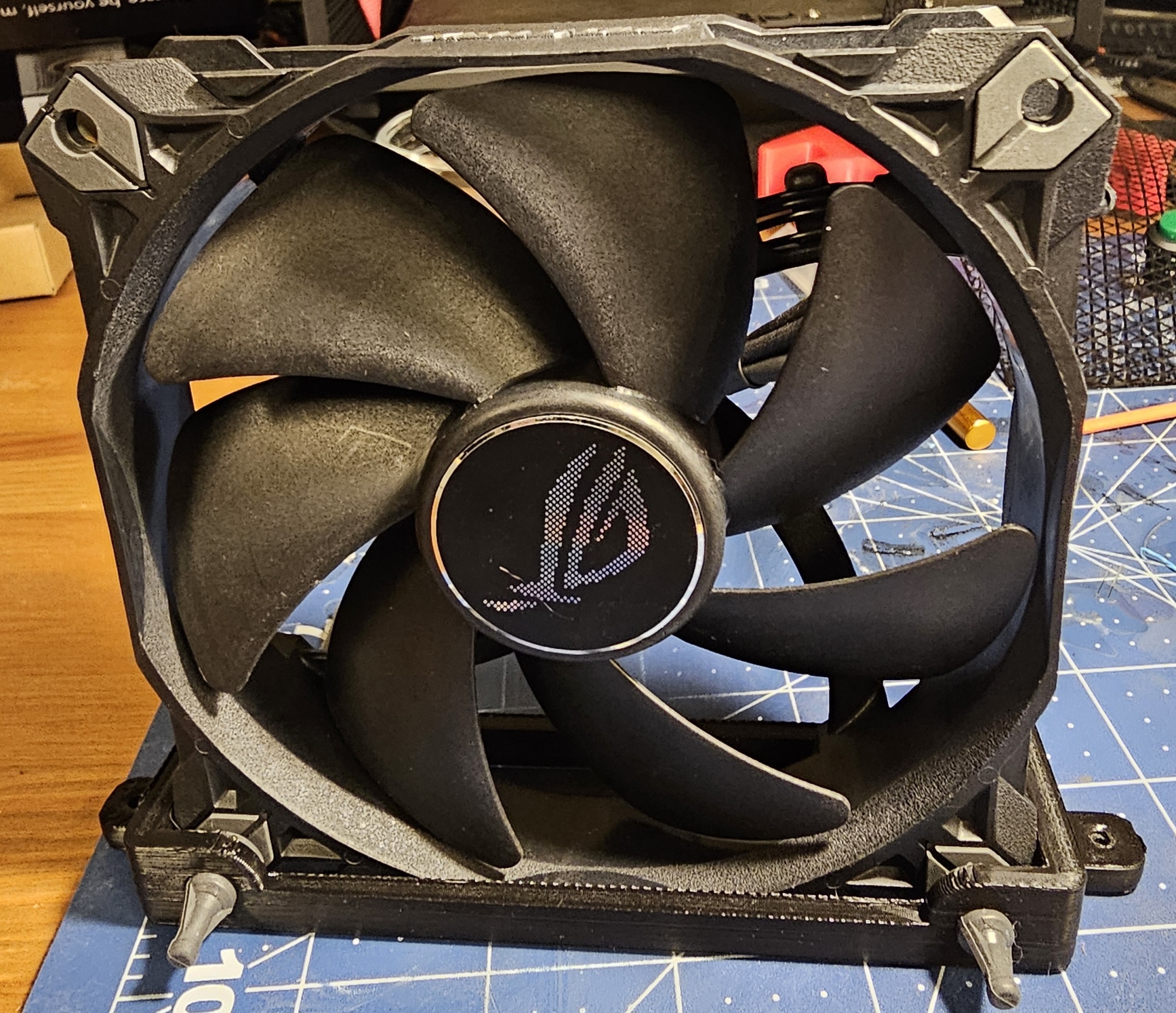 Vertical Fan Holder - slim