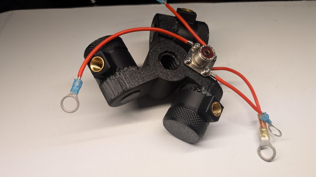 Elevated vertical with 3 elevated radials — miniatura 2