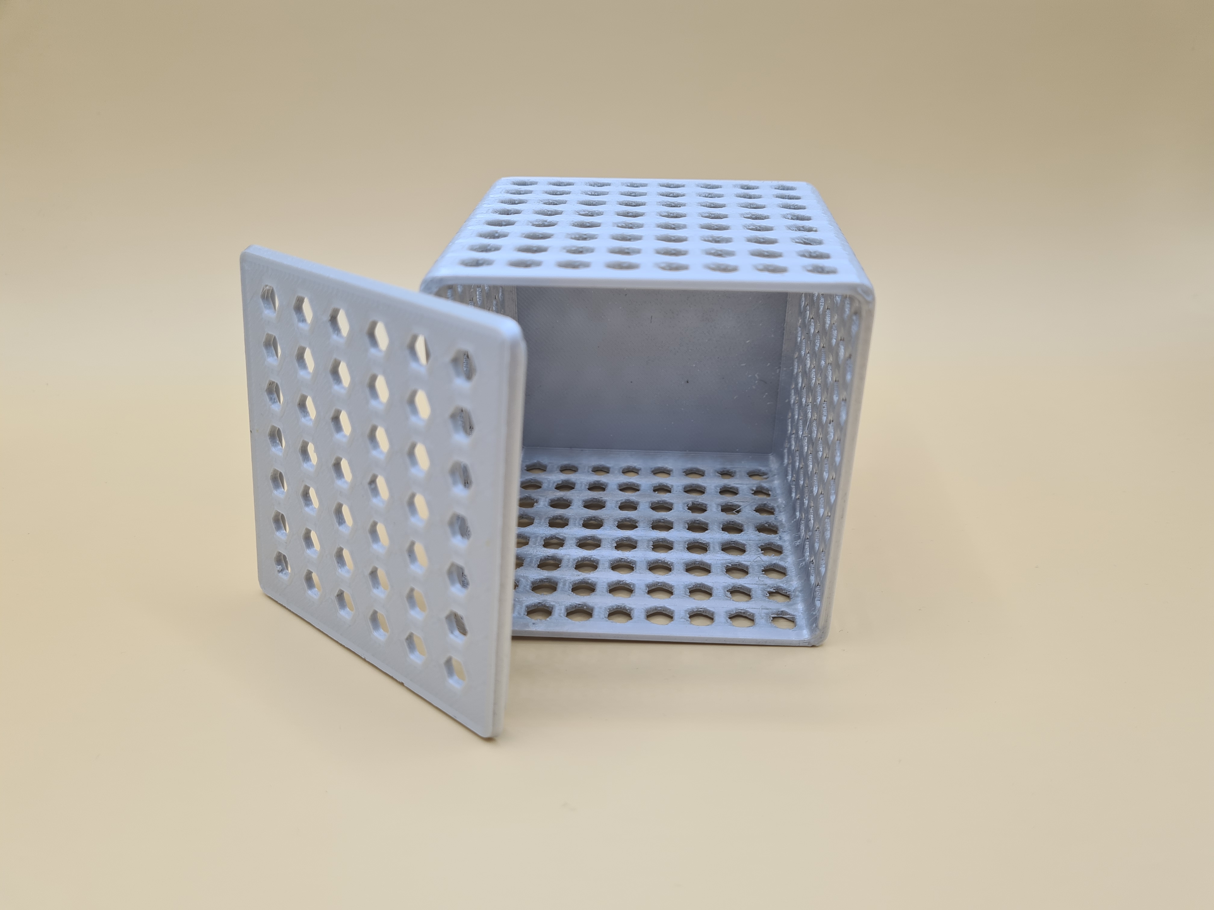 Organize buttons Box with Cover