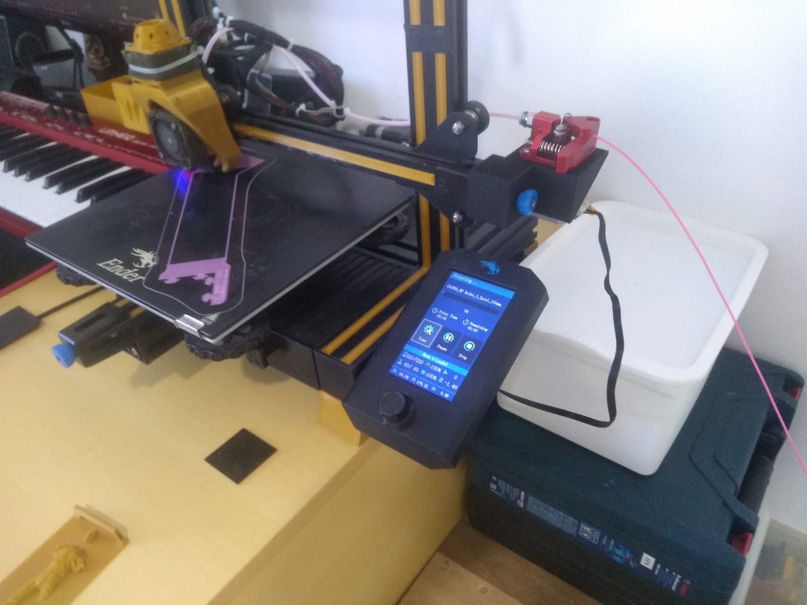 Ender 3 V2 Extruder On Right + Longer Spool Arm by William Wusik Kalfelz Download free STL