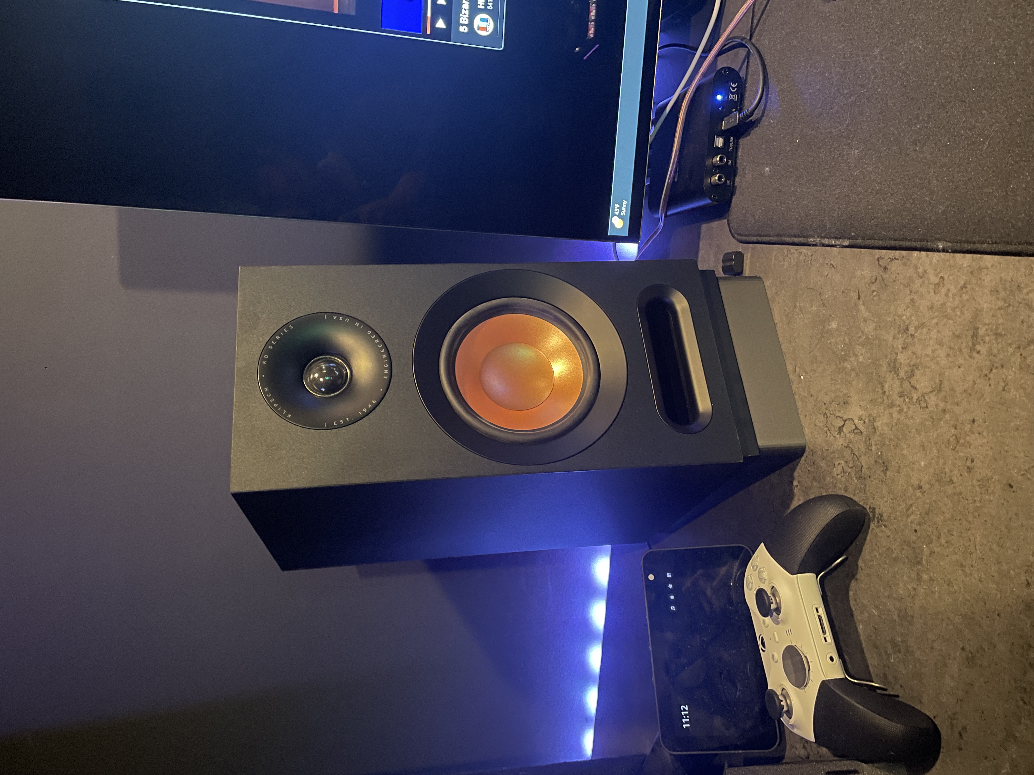 Desktop Speaker Stand for Klipsch KD-51M and Jamo S803