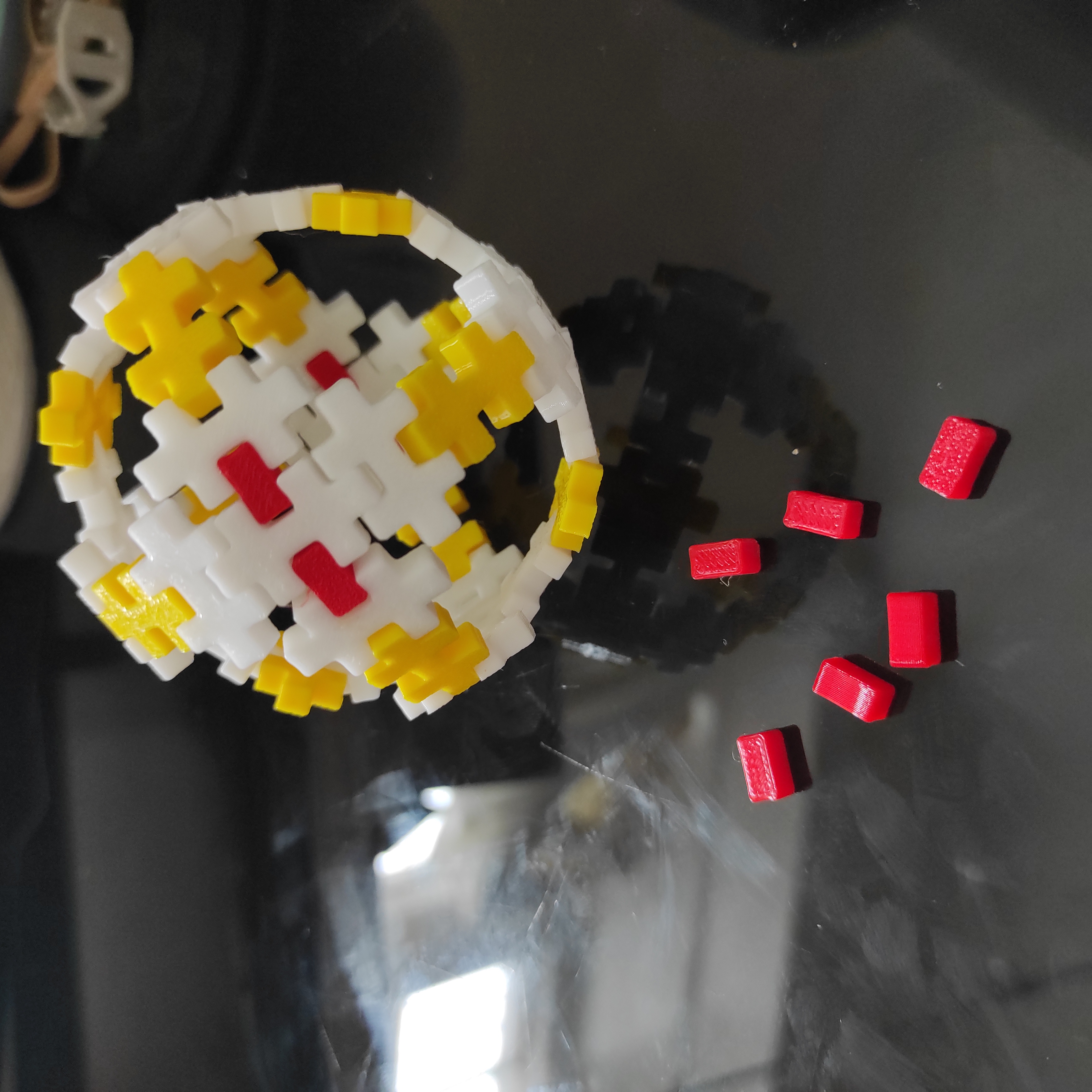 Plus plus connector