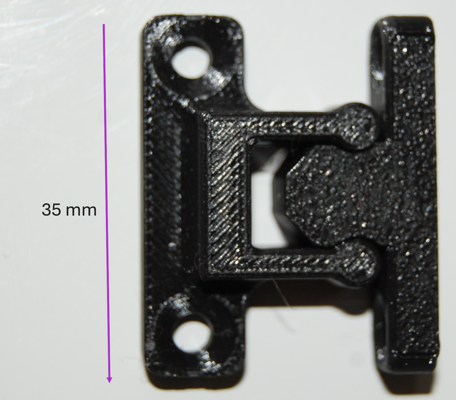 Door latch