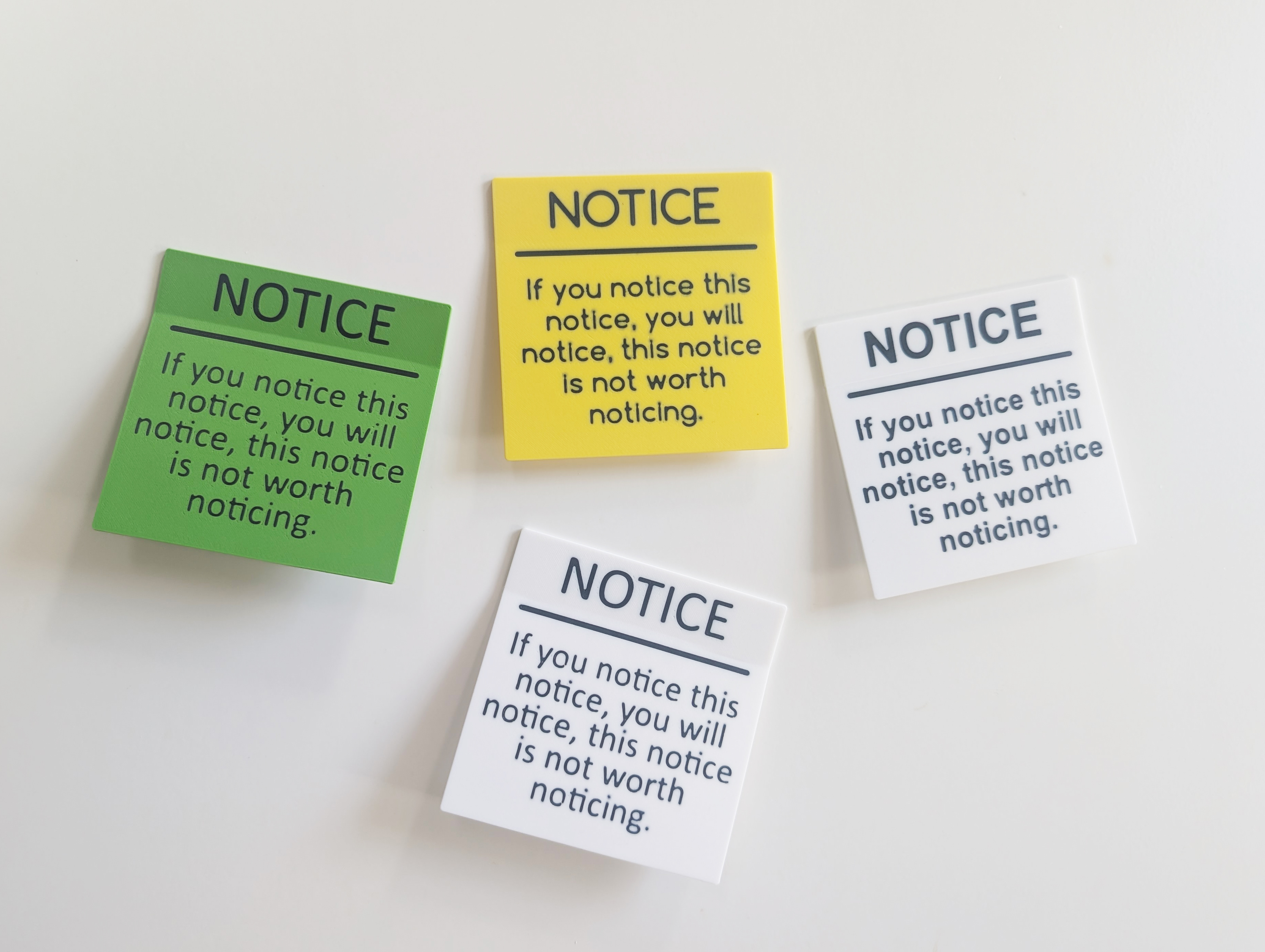 'Notice' on printable POST-IT (foldable & with different FONTS) 3D model