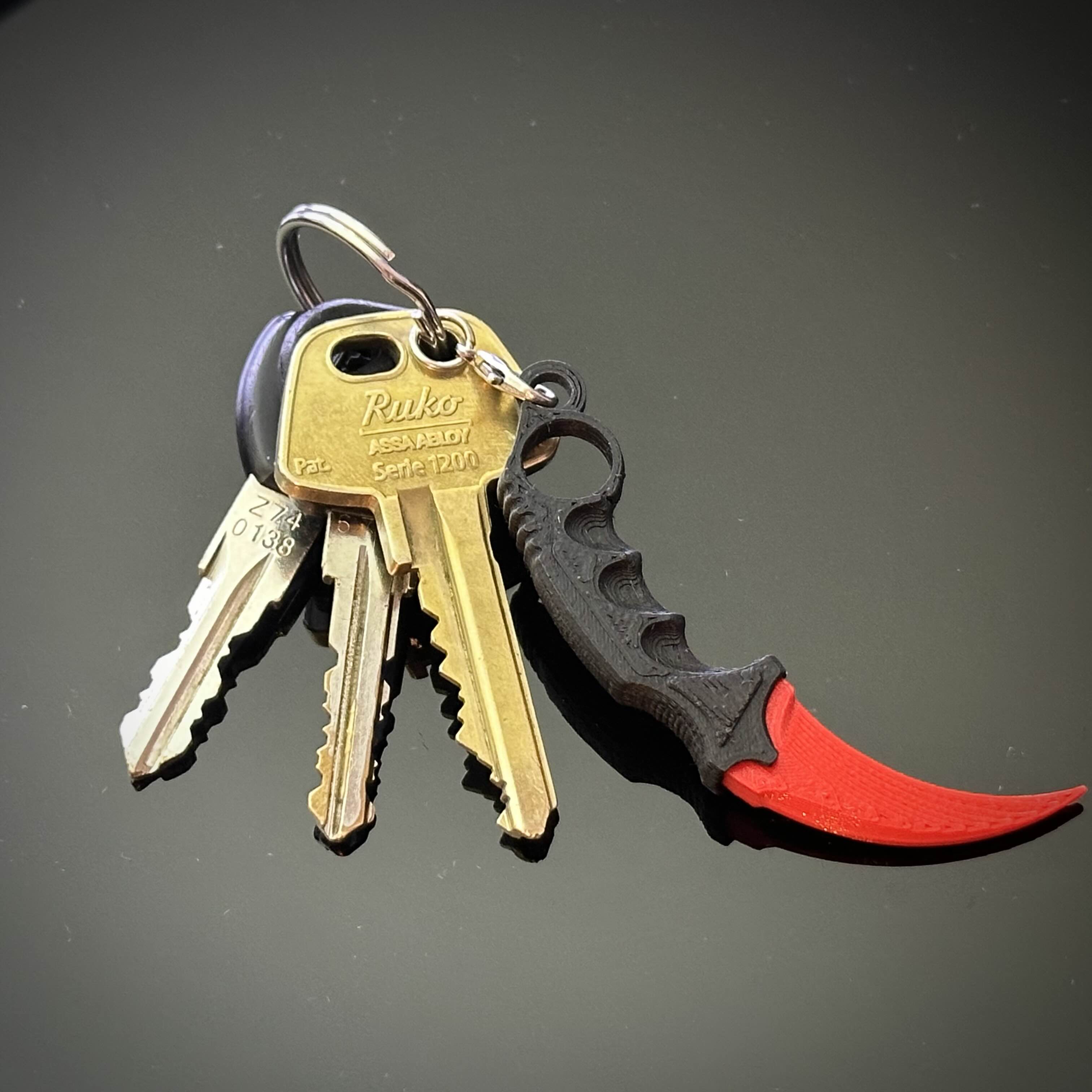 CS2 Karambit Keychain Charm