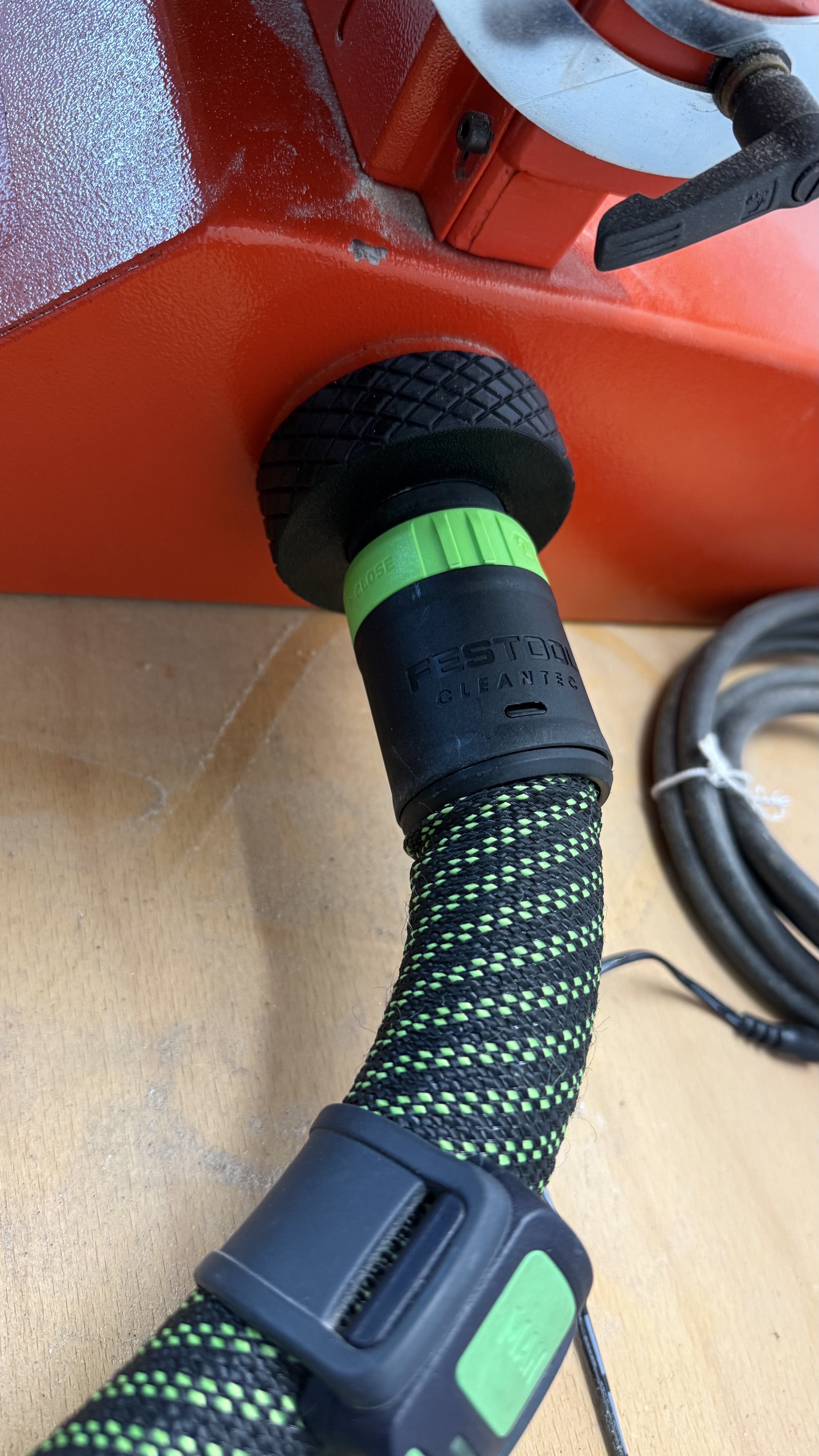 Festool Absaugadapter für eine Hegner HSM300 Tellerschleiferschleifmaschine