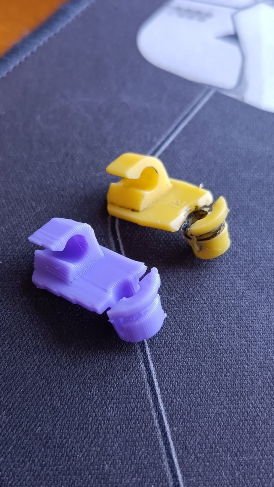 Restagraf Agrafe de Tringle Serrure de Porte, 4mm Poinçon ( Renaud, clio, peugeot )