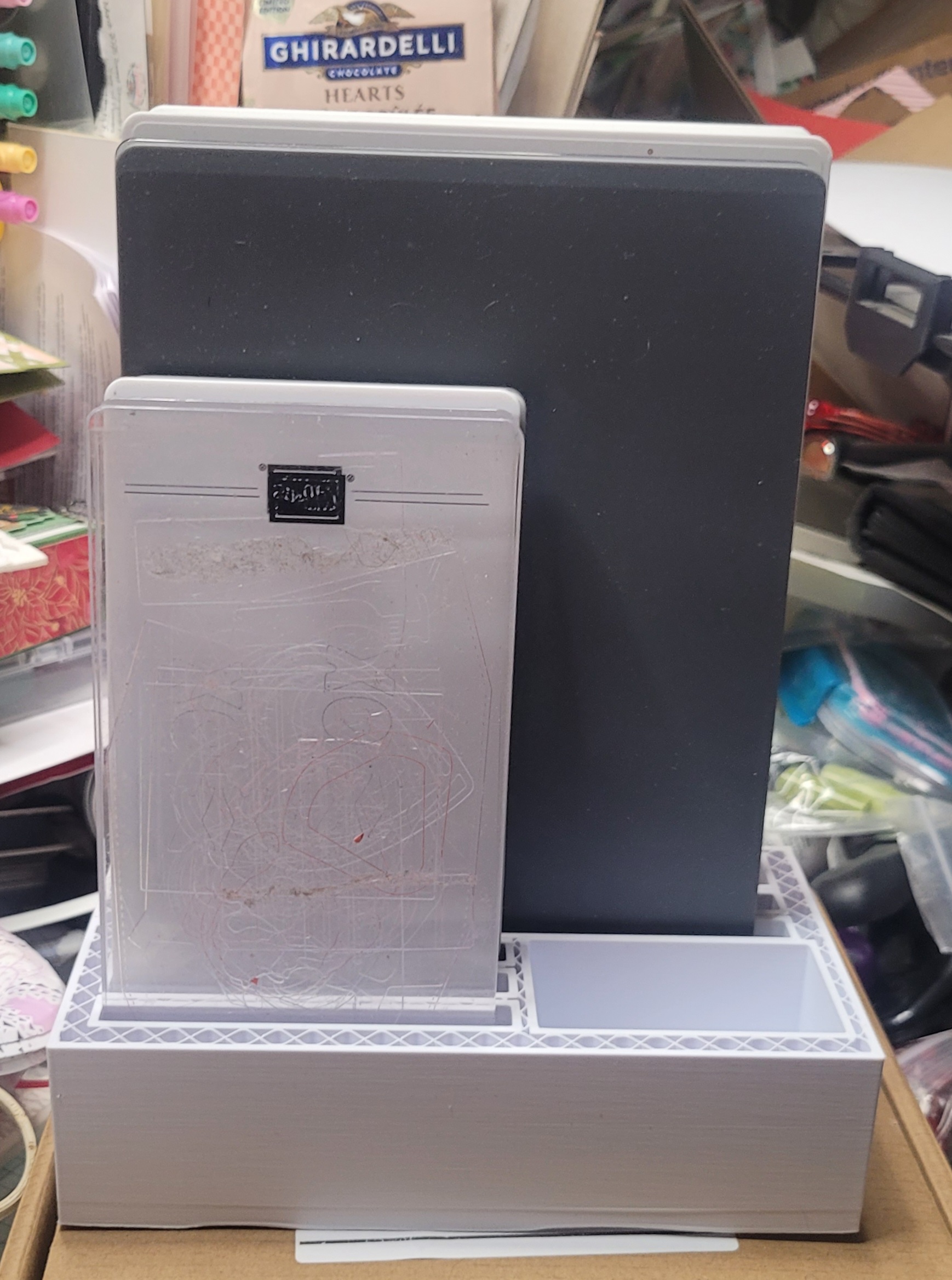 Embossing Plate Holder for large and mini