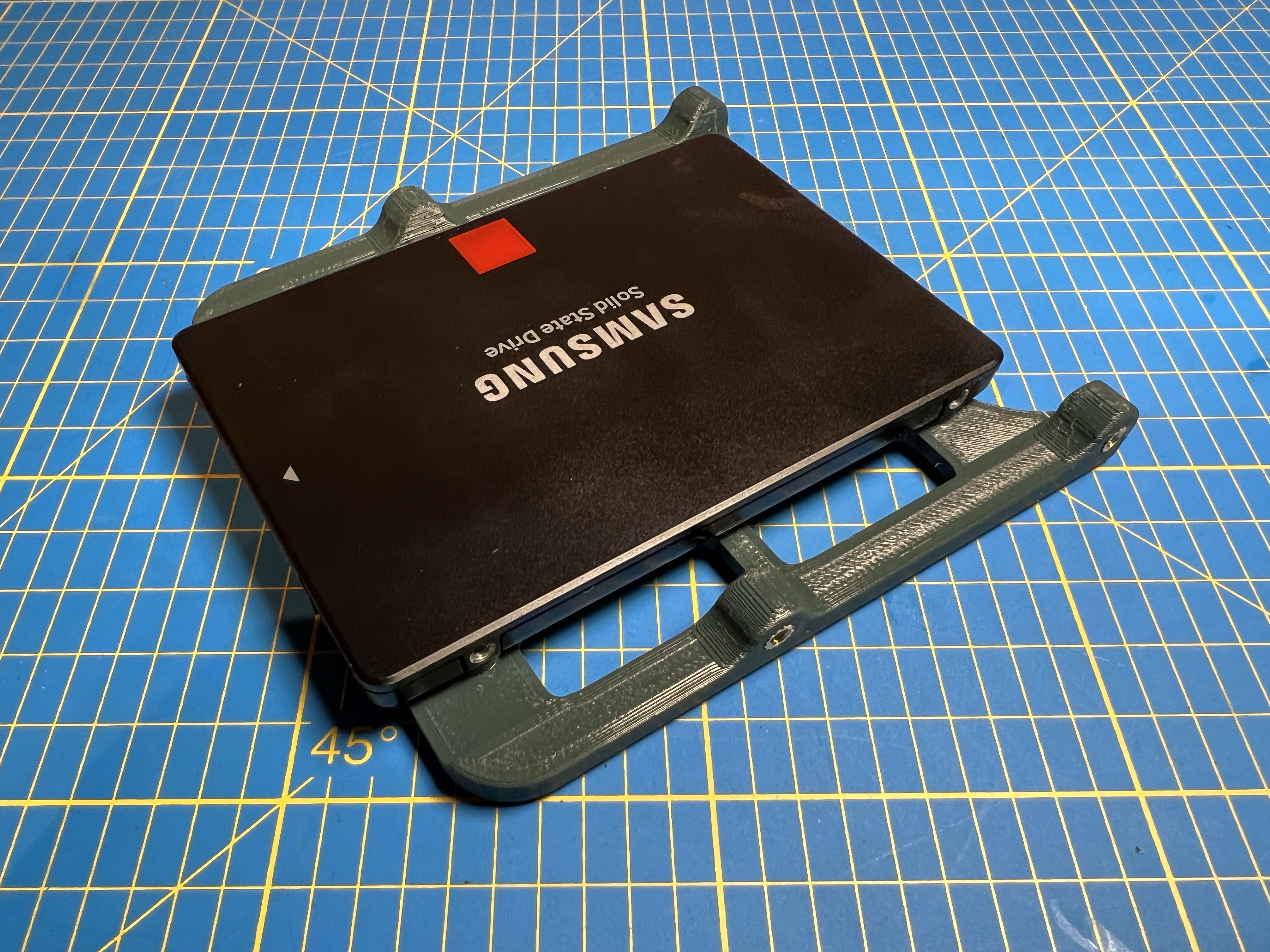 2.5" to 3.5" HDD Adapter