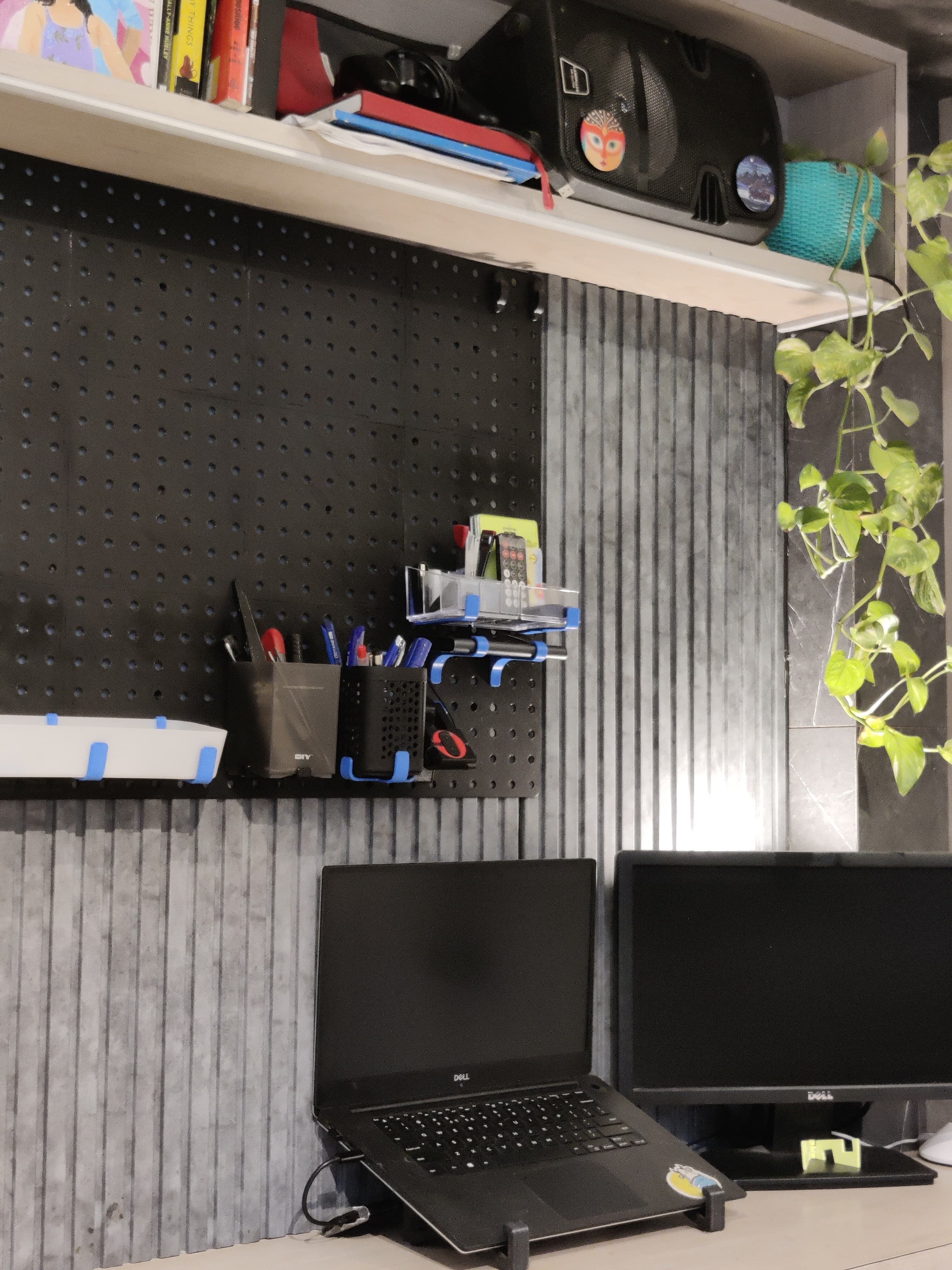 Miniatura 2 do modelo 3D Modular Pegboard