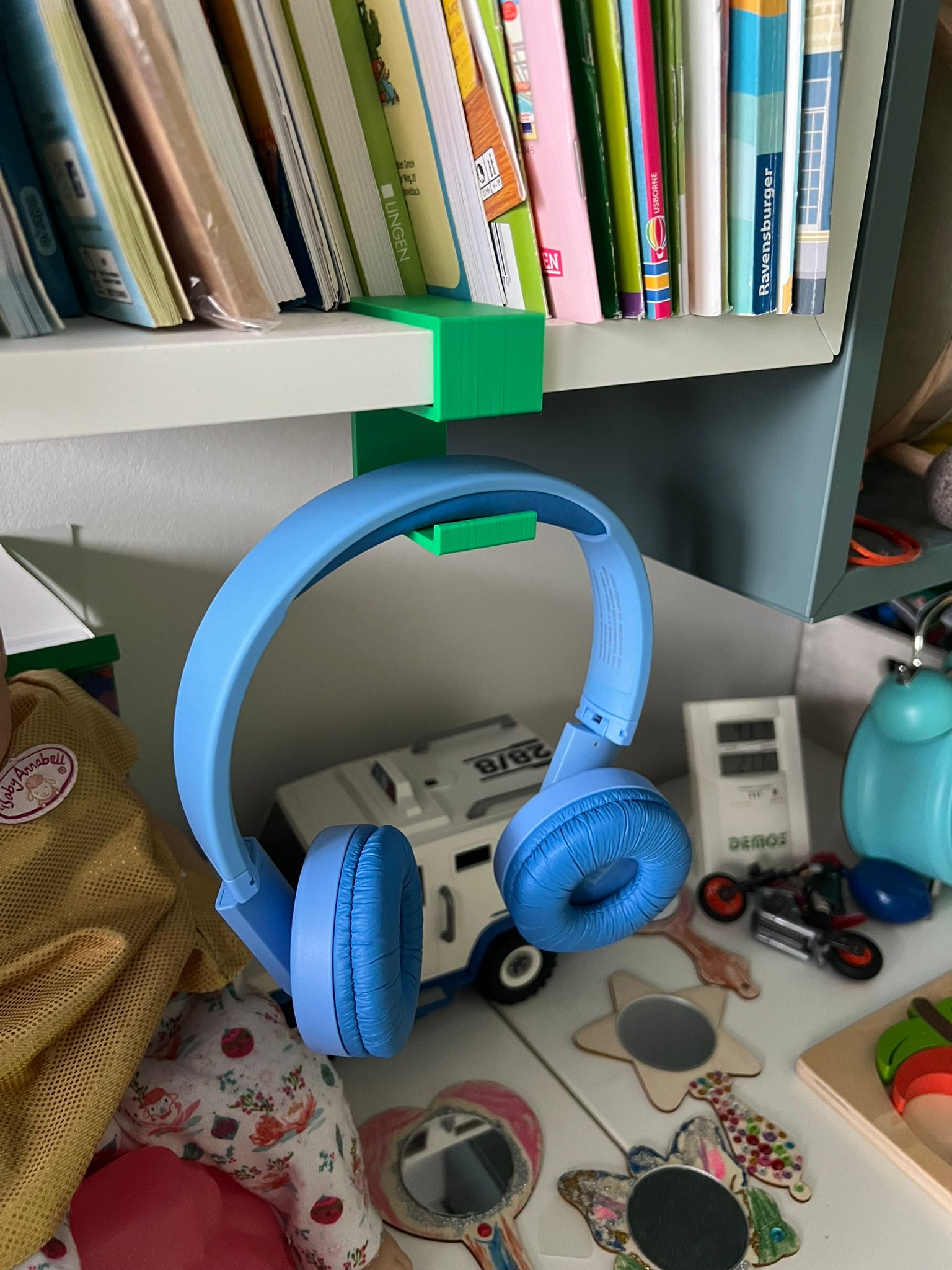 simply Headsetholder for desk or shelf