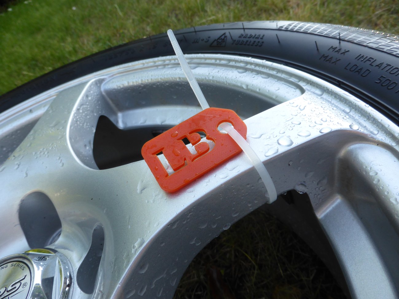 Car Tire Markers