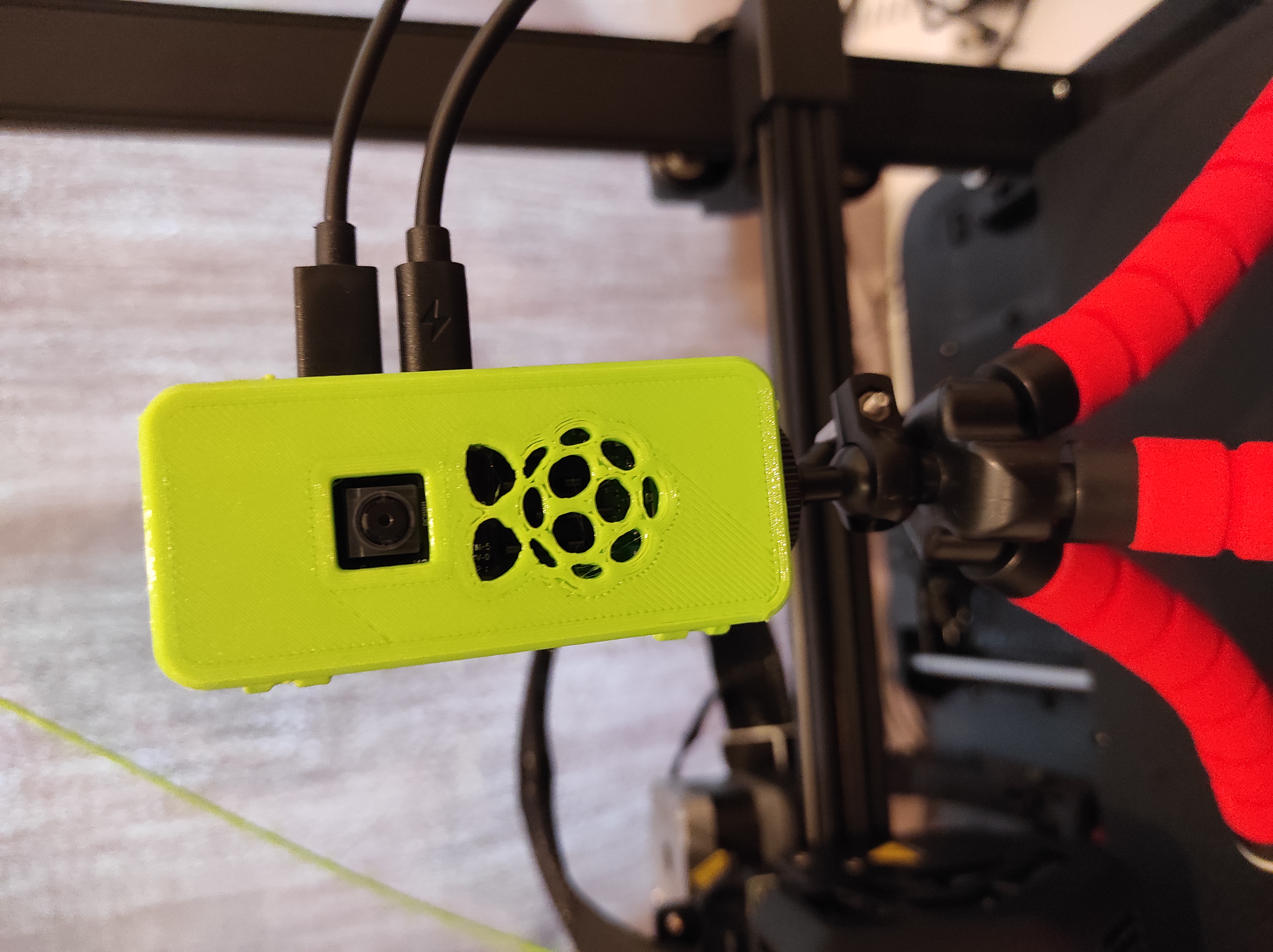 Raspberry Pi Zero 2 W with Pi Camera and tripod mount