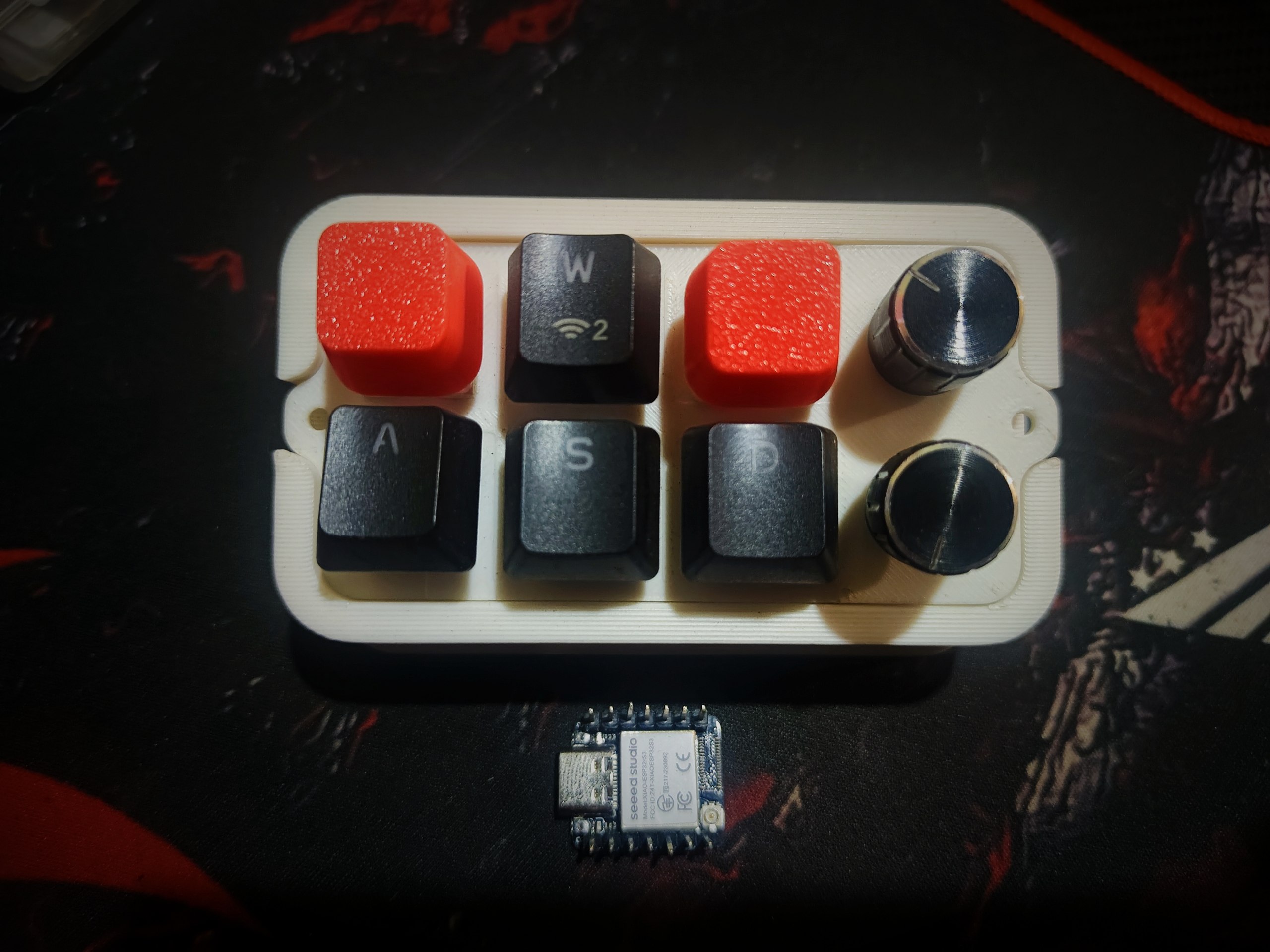 Mini custom macropad (cheap stream desk)