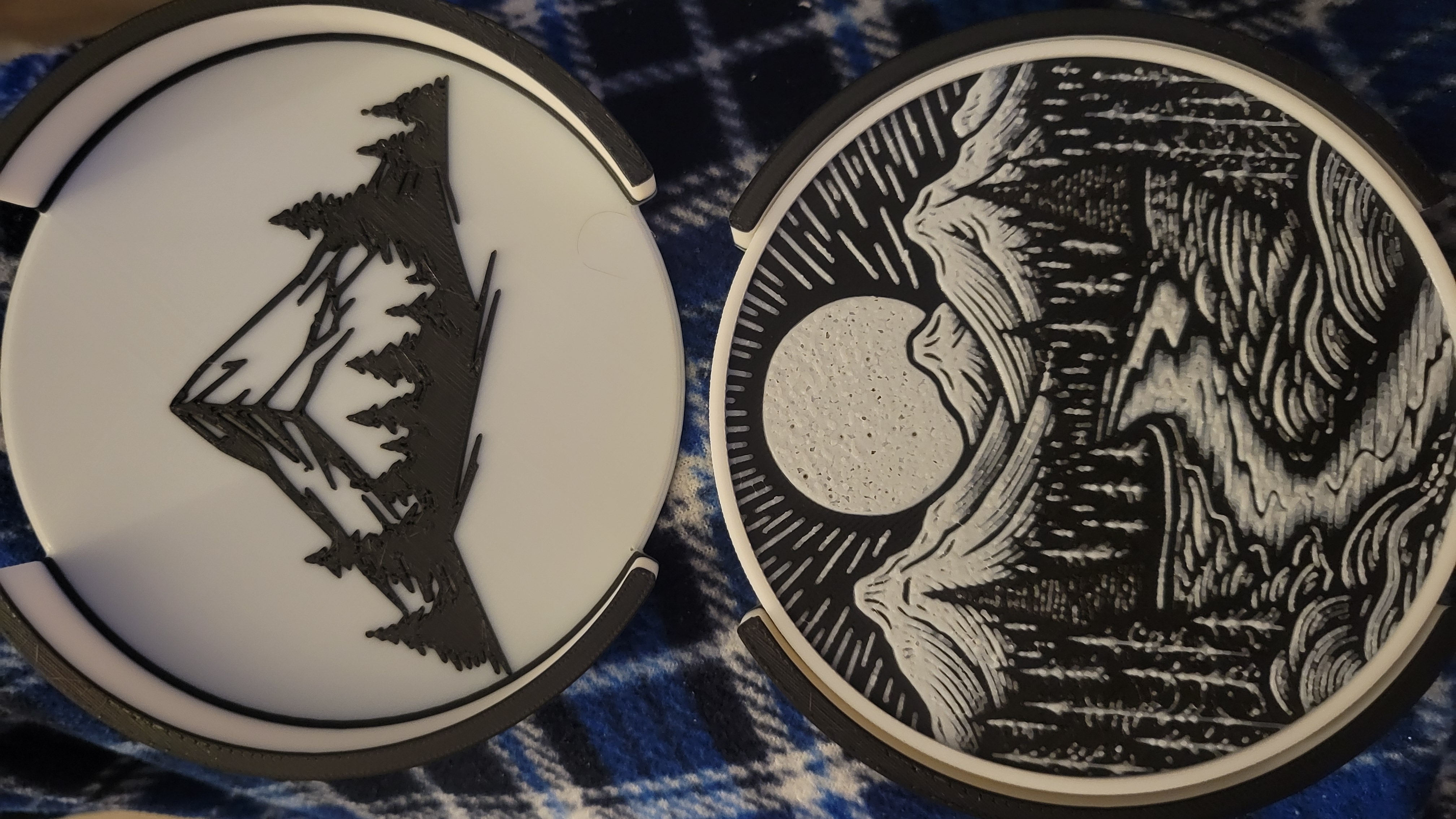 Hueforge mountains coaster holder