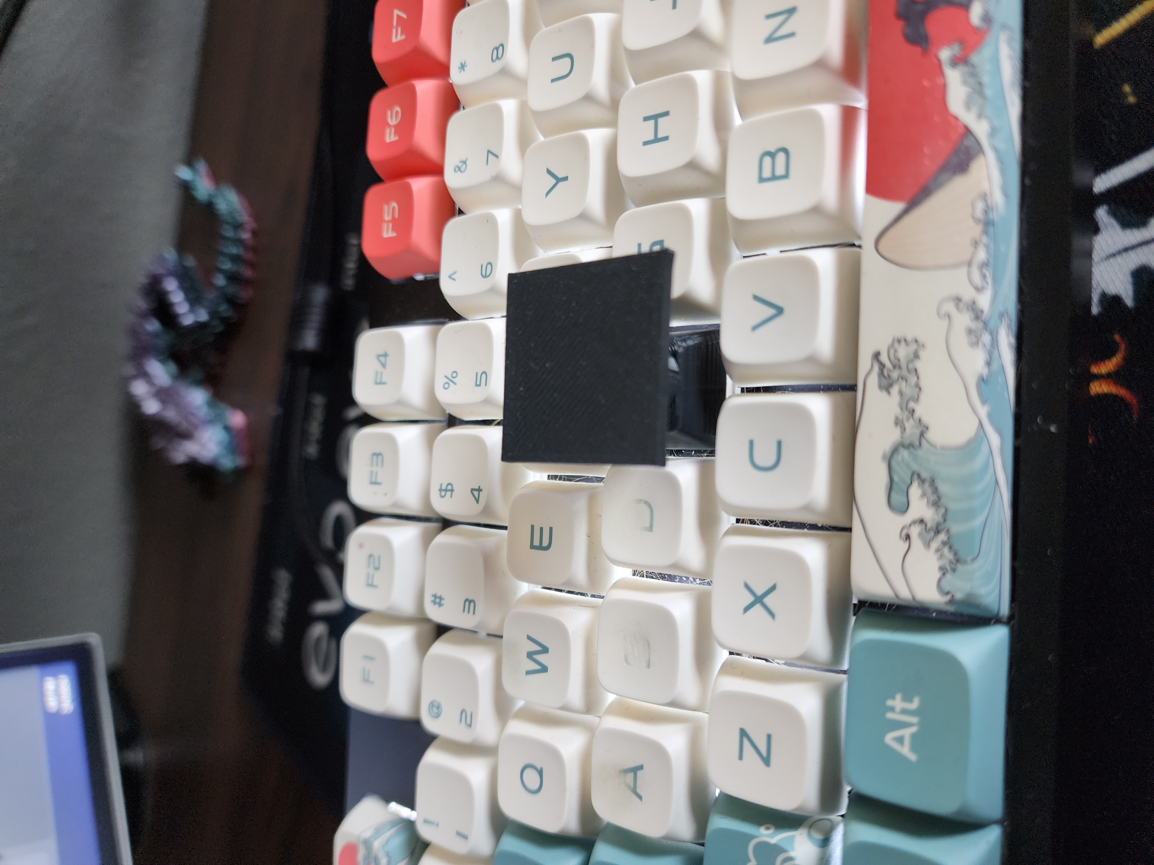Palworld F key lifted
