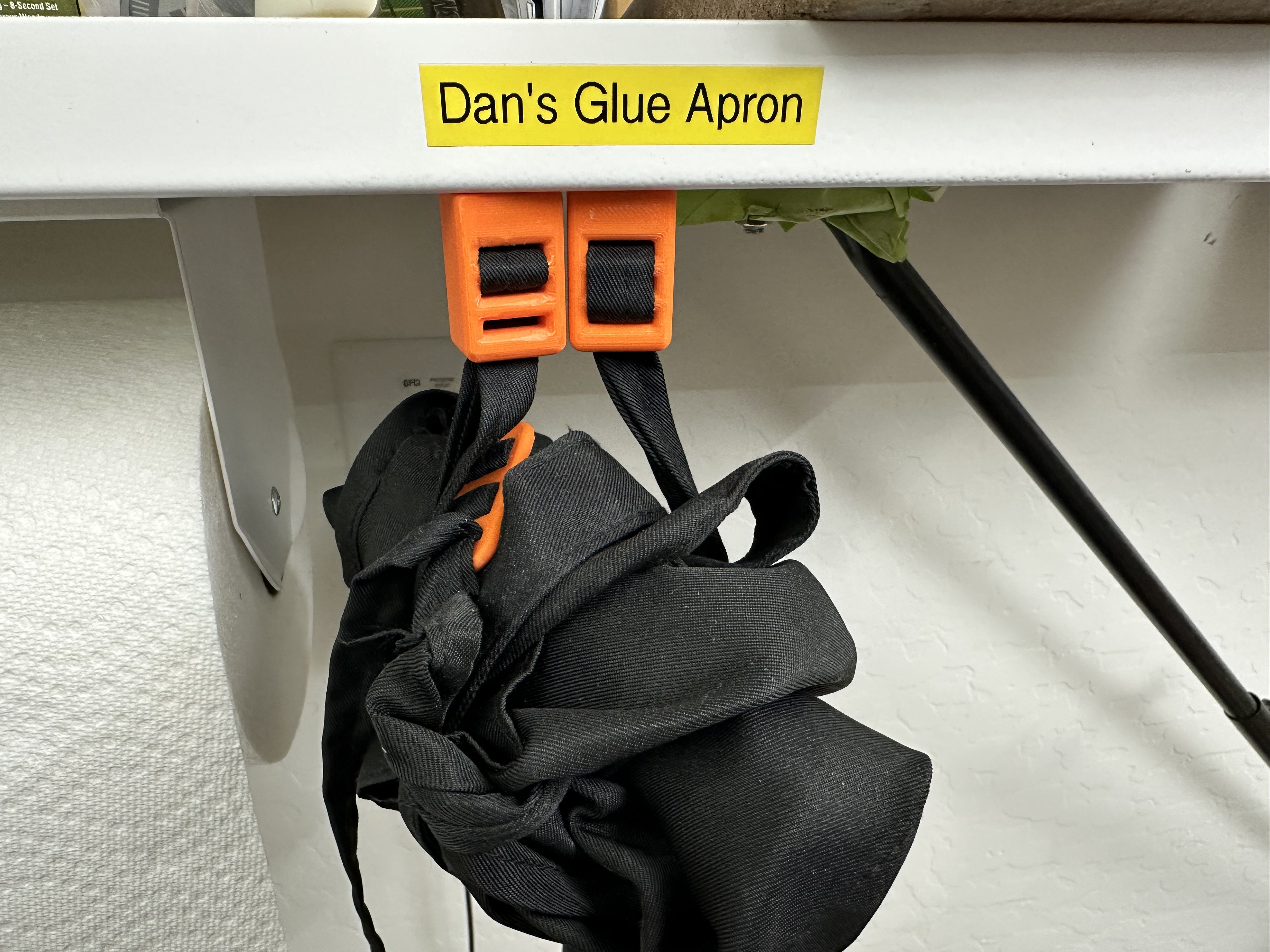 Magnetic Apron Clasp and Tie Retainer