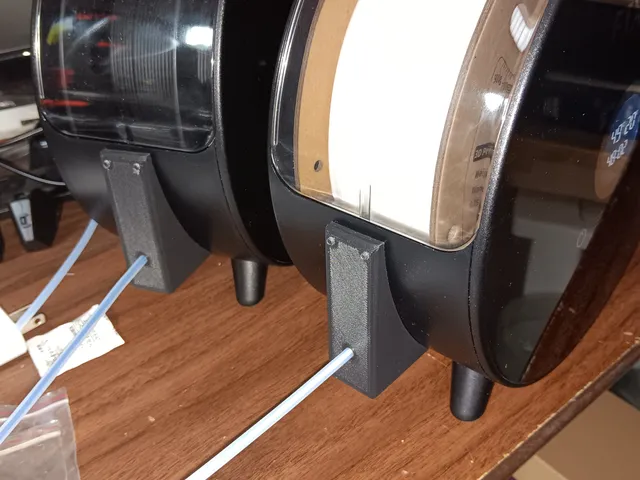 Filament director