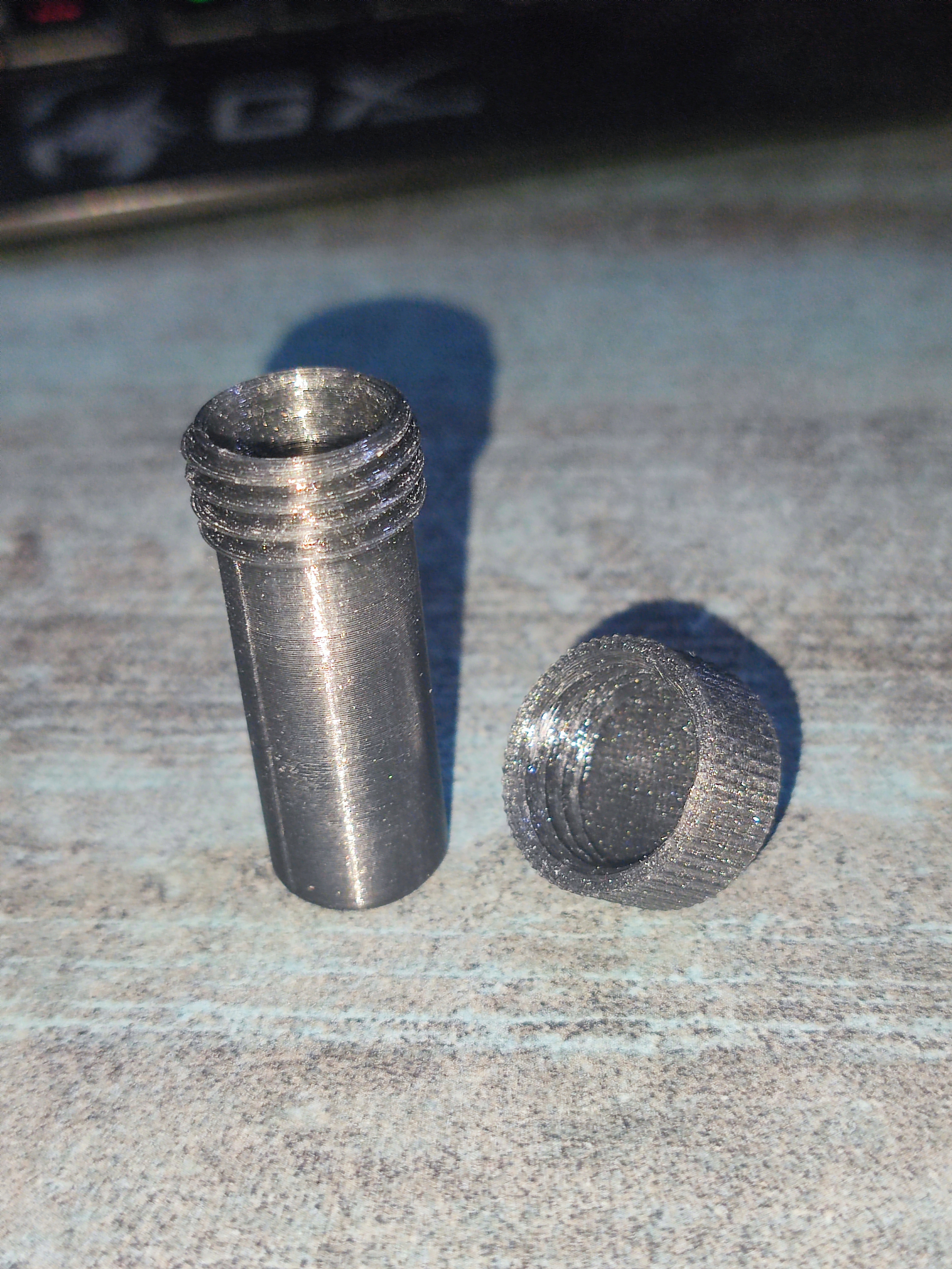 Miniatura 4 do modelo 3D Container keychain