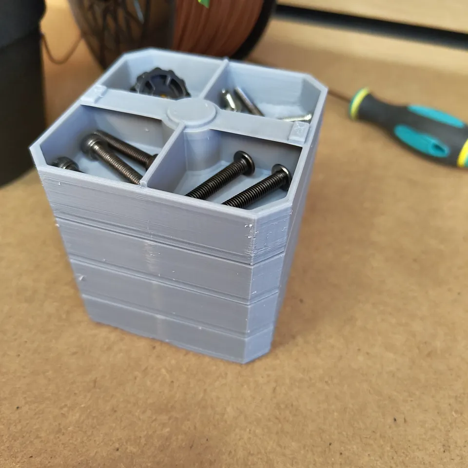 Stackable Screw Box by Quizcen