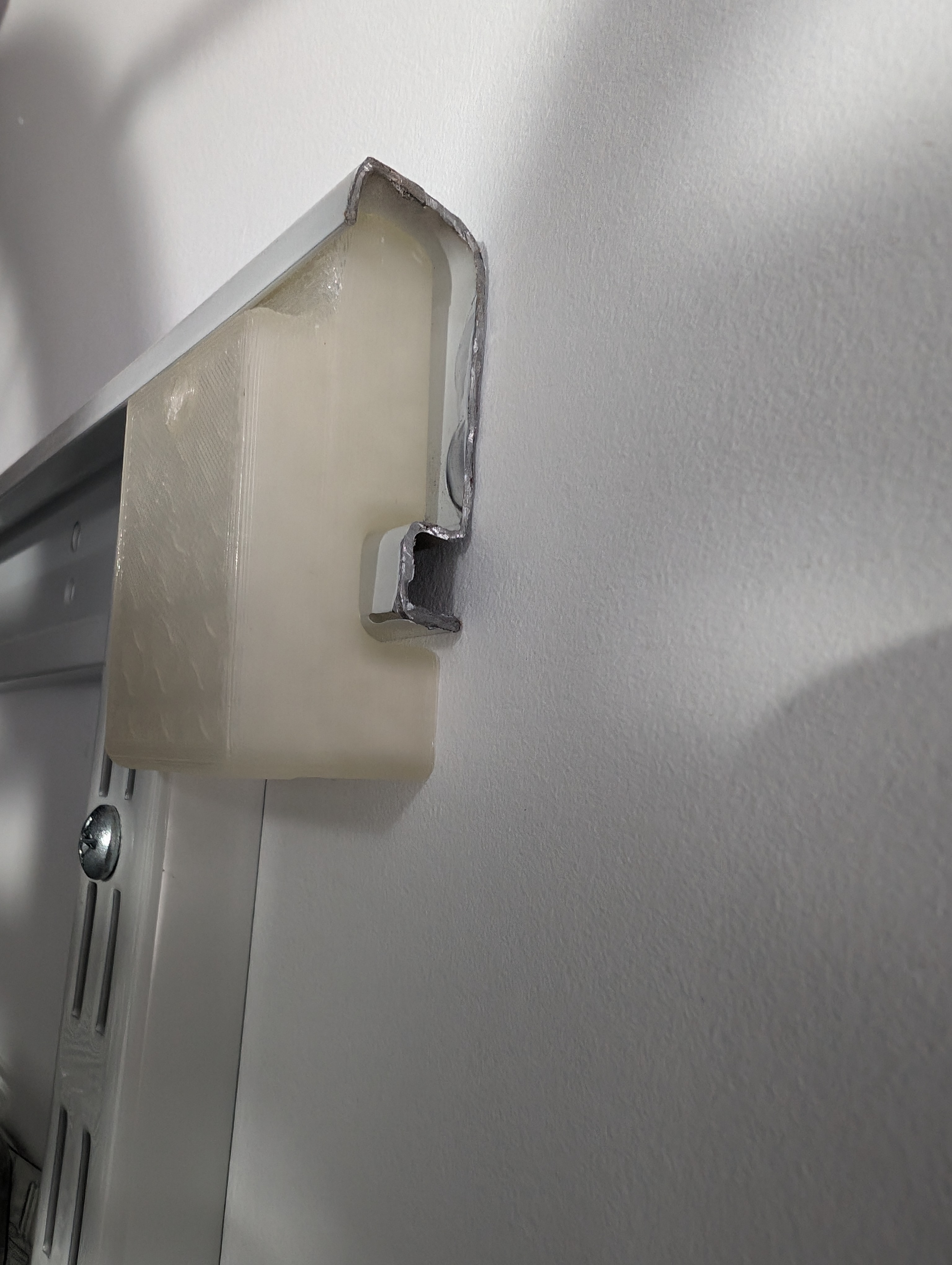 Everbilt Hang Track Insert by mvadu Download free STL model