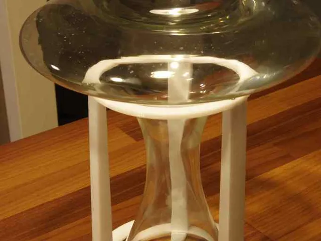 stable carafe dryer