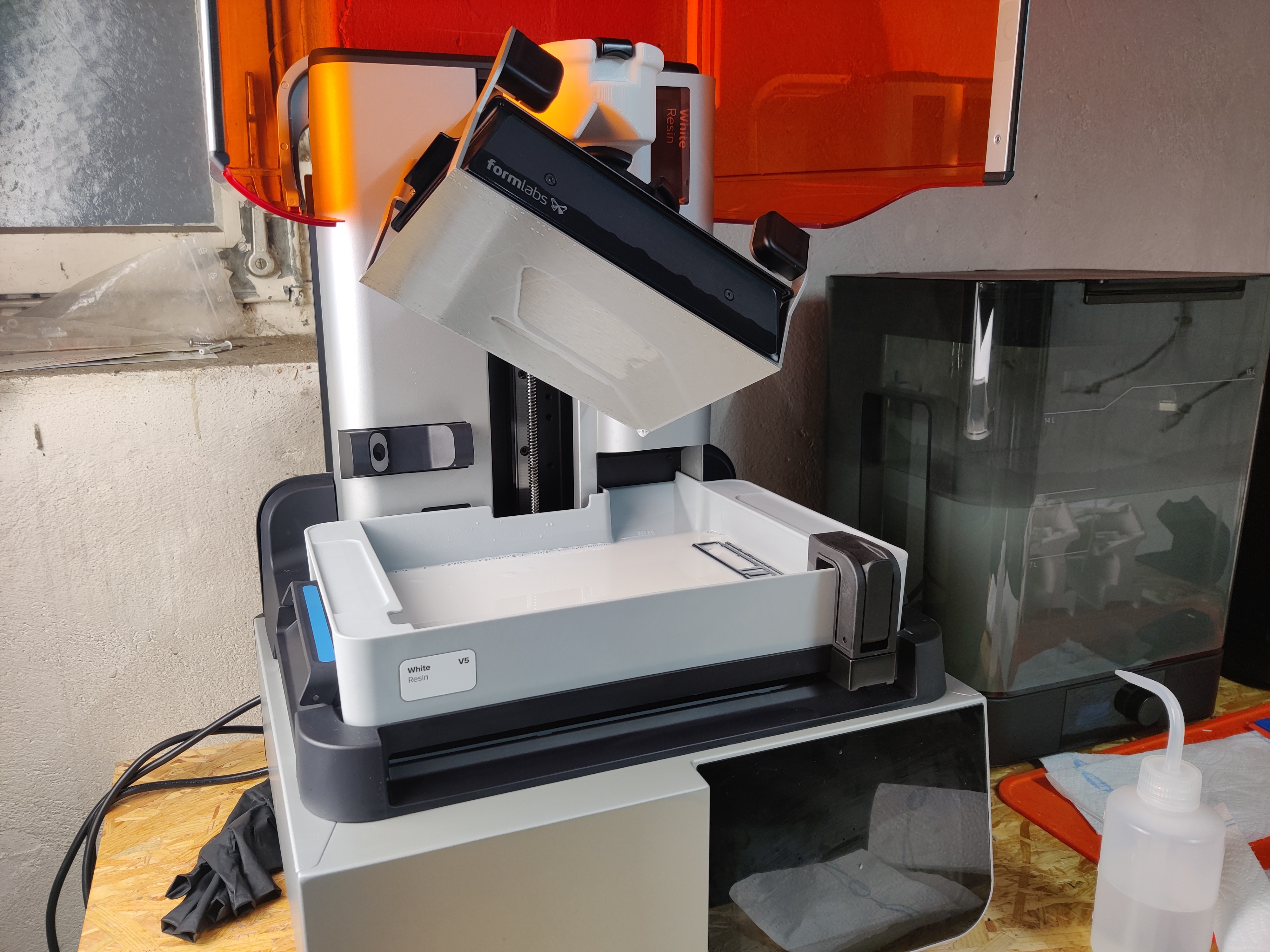 Formlabs Form4 Resin Dripping Holder