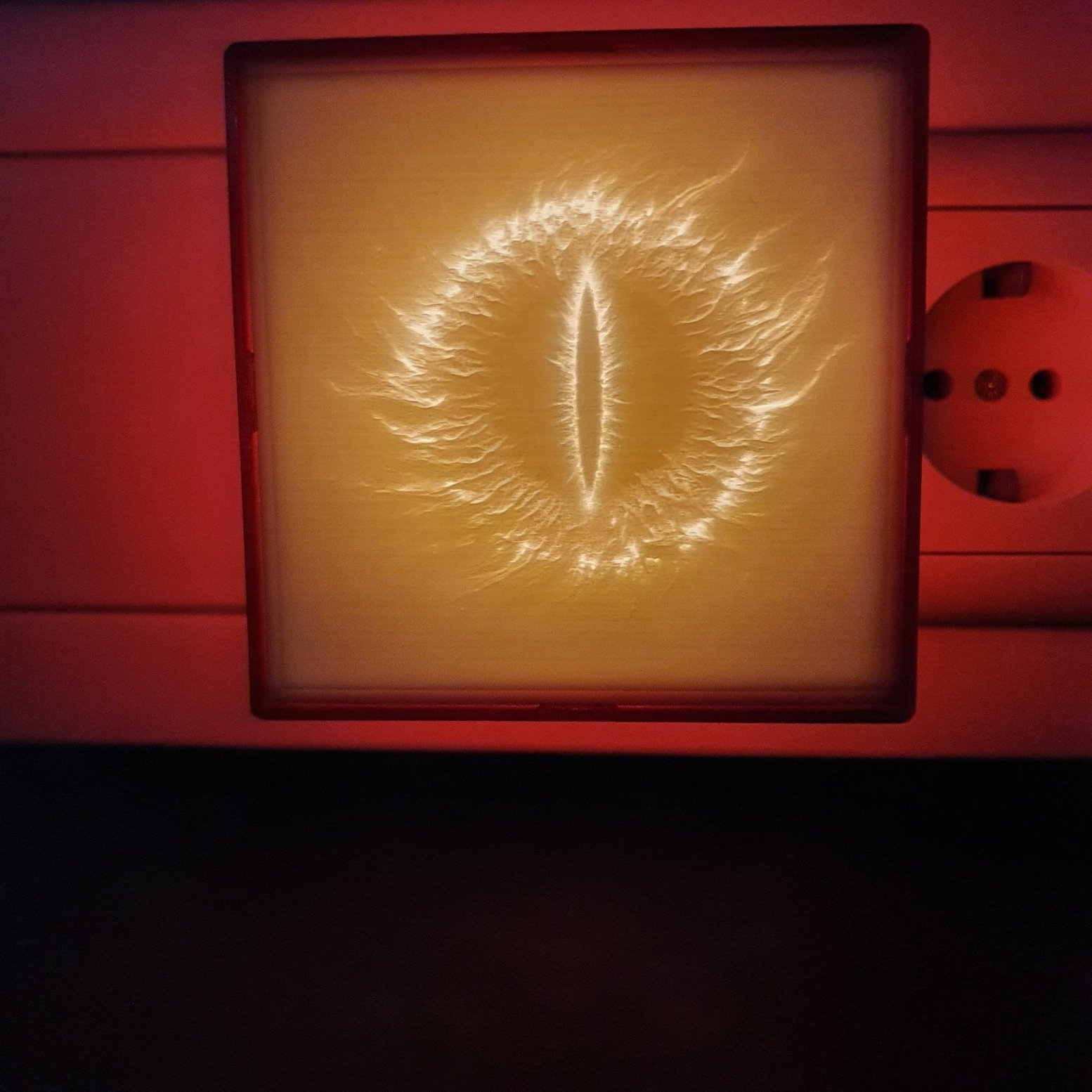 Saurons Eye - night light - Mörkrädd by yahbluez | Download free STL ...