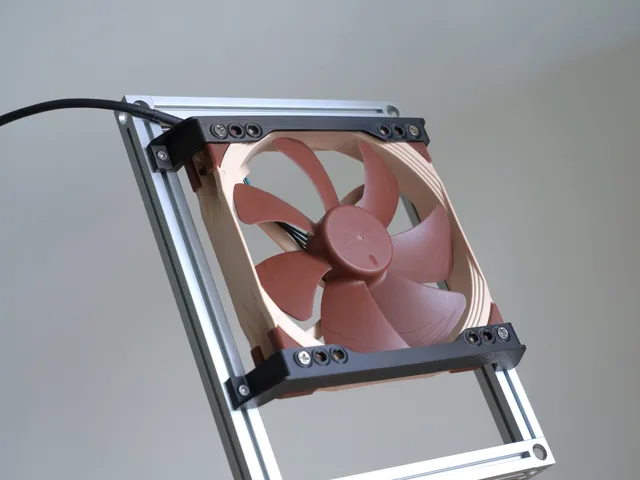 BeamCase - simple fan bracket (multiple sizes)