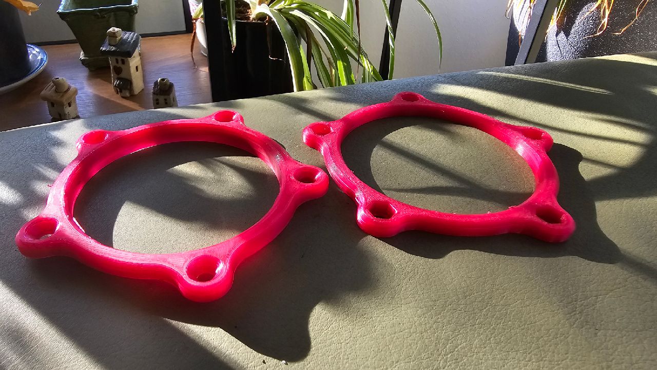Yan Cam Çerçeve Deliği (Sadece Plastik Aparattır!!!)