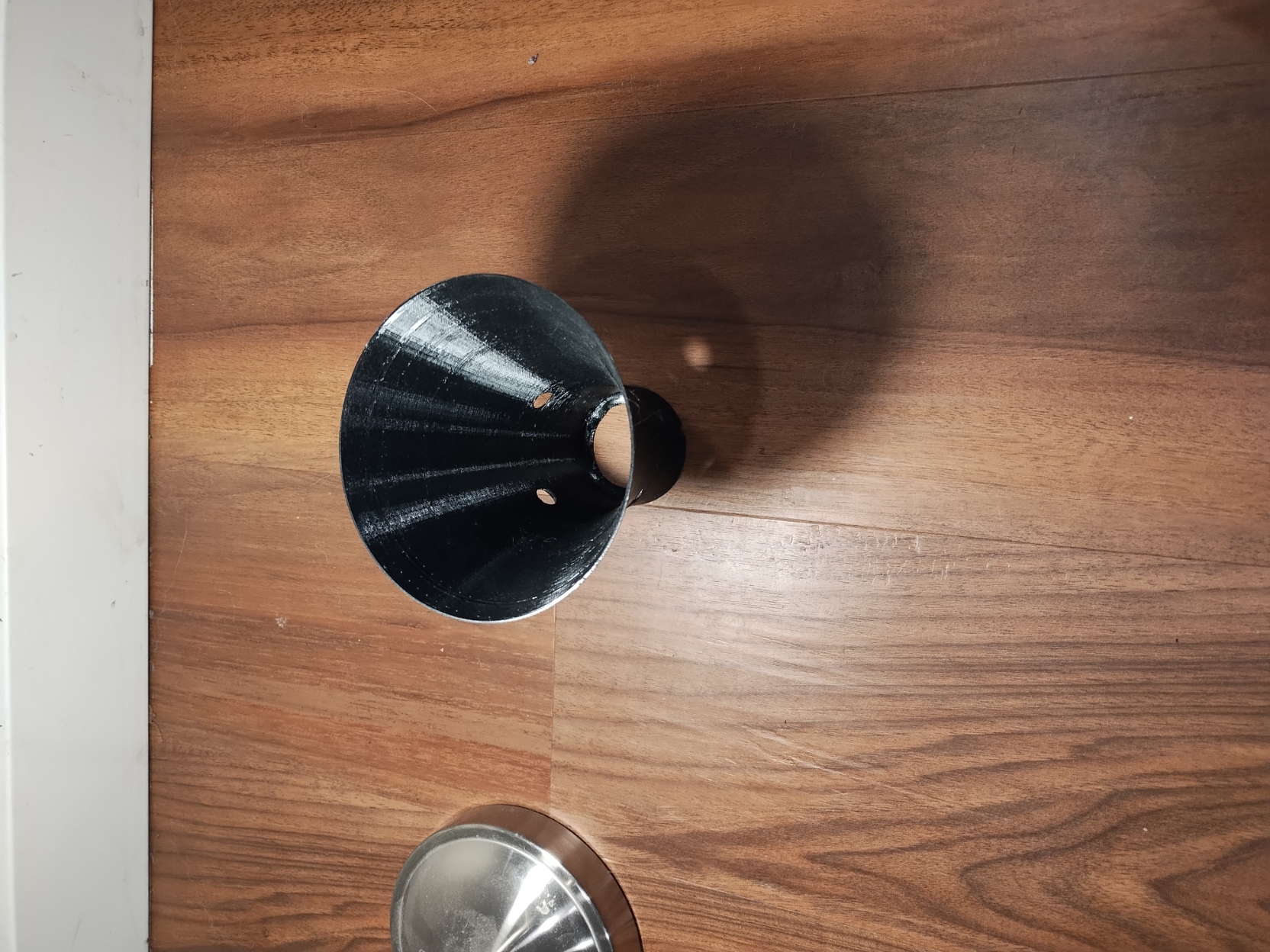 Replacement lampshade for 1.125" tri-tab twist-lock style lamp