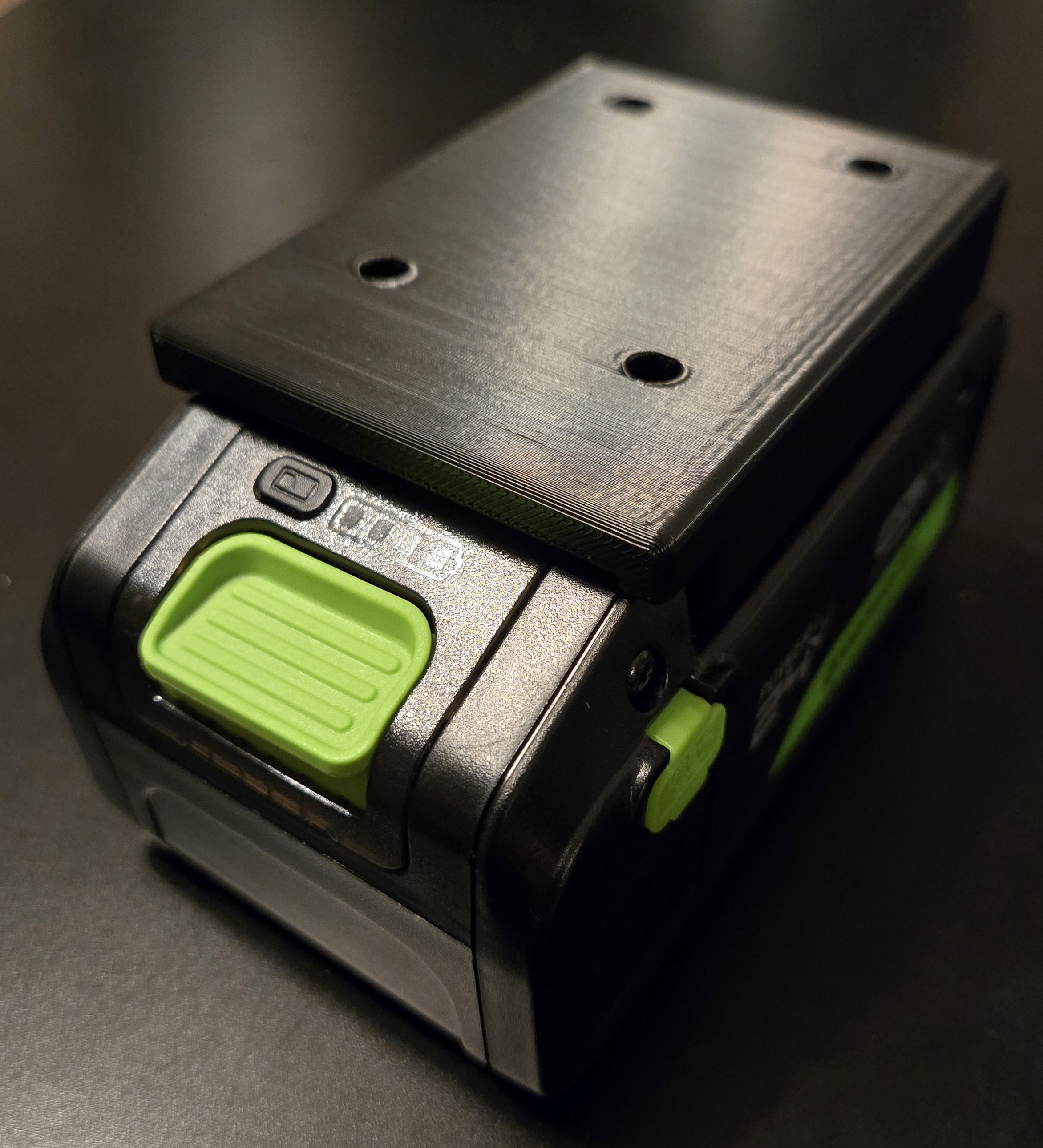 Greenworks 24V Battery Mount