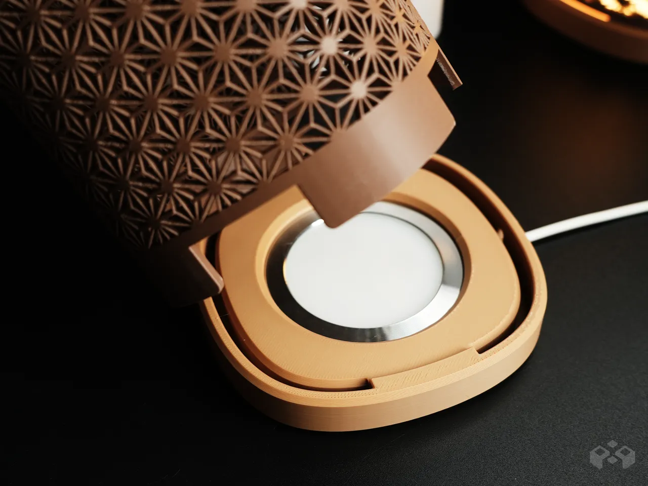 Kumiko Asanoha Lamp / 2 Versions / LED KIT 001 by Meyui